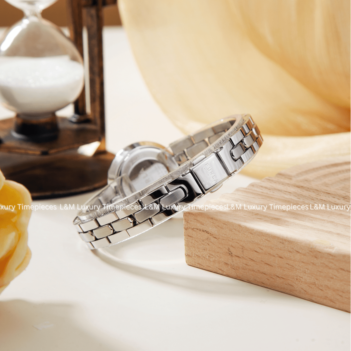 Logo Links - L&M Luxury Timepieces