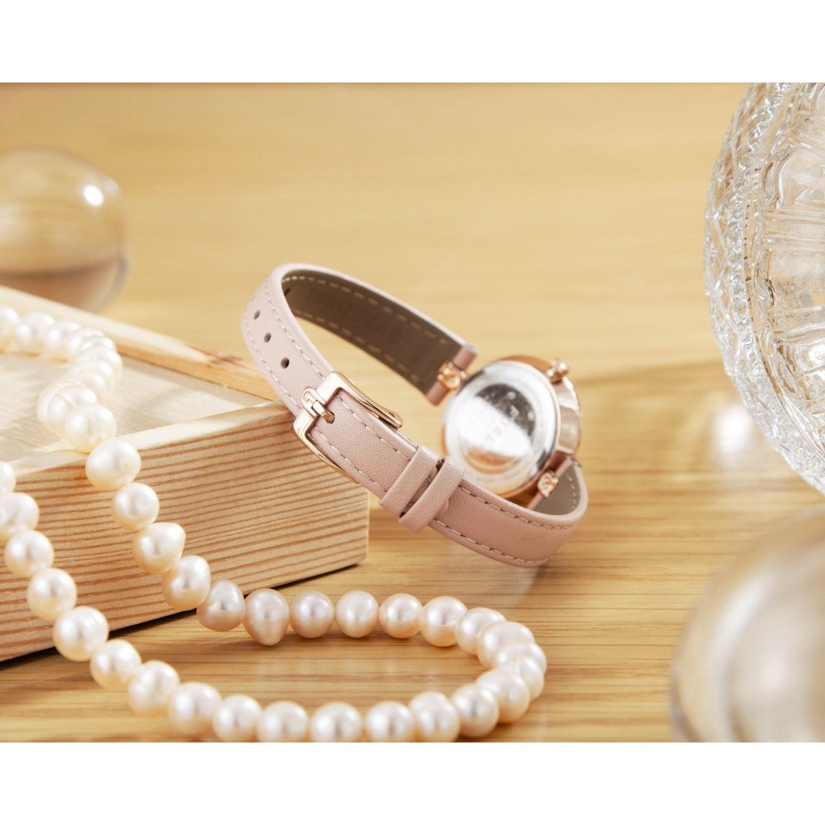 Logo Links - L&M Luxury Timepieces