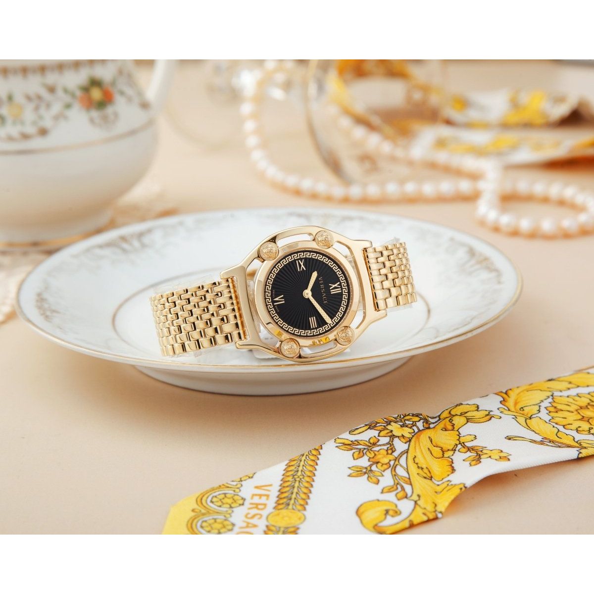 VERSACE Đồng Hồ Nữ Medusa Frame VEVF00520 - L&M Luxury Timepieces