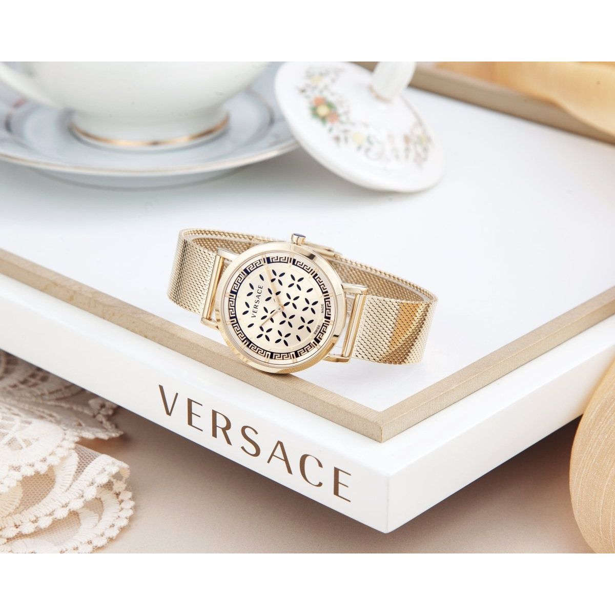 VERSACE Đồng Hồ Nữ New Generation VE3M01223 - L&M Luxury Timepieces