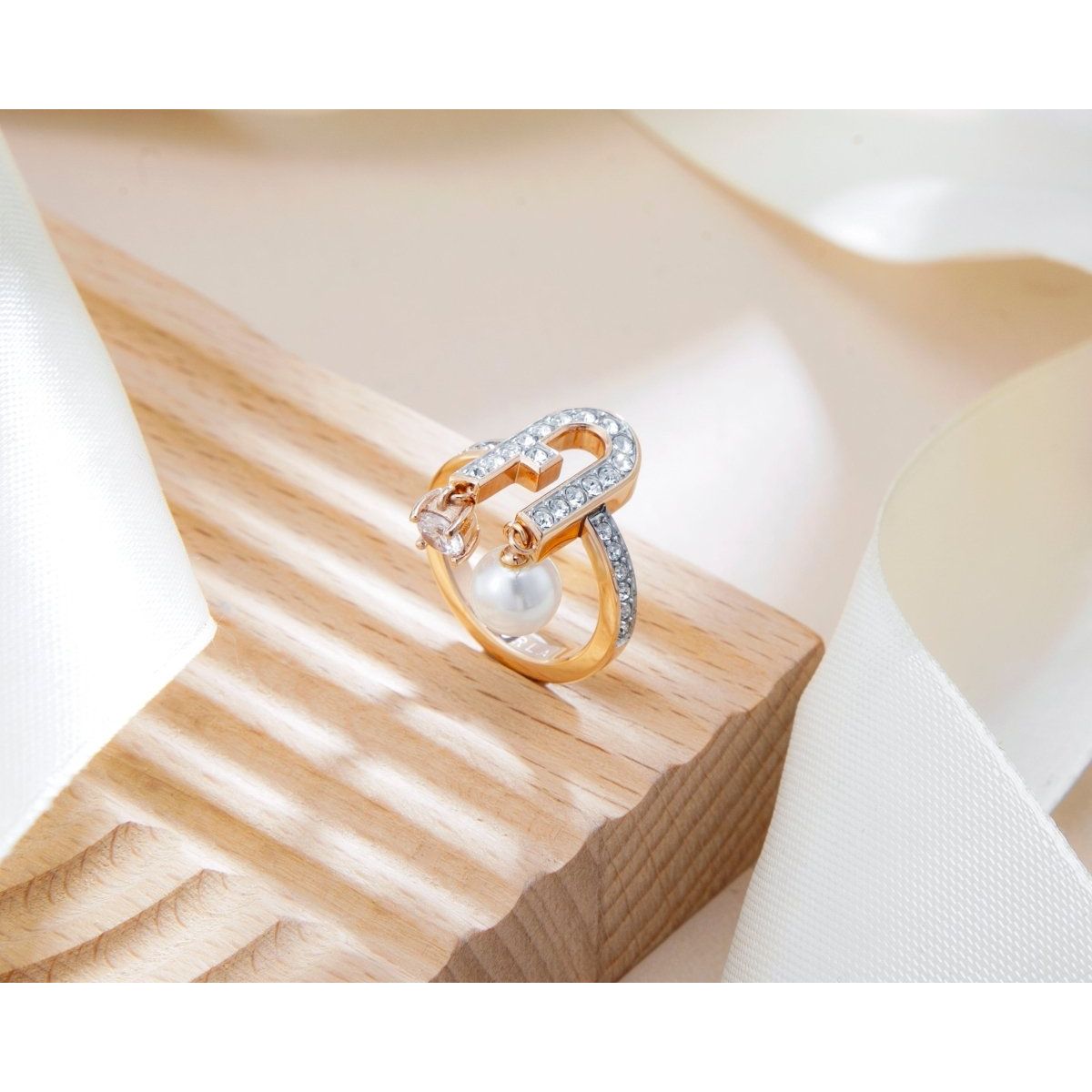 Nhẫn - L&M Luxury Timepieces