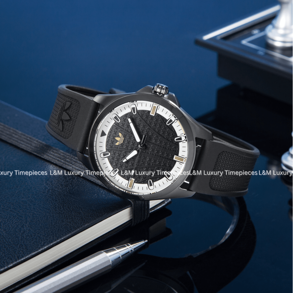 ORIGINALS ICONIC ONE - L&M Luxury Timepieces
