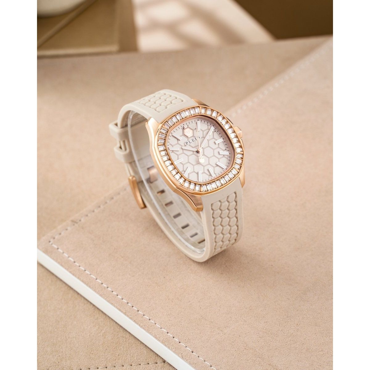 Spectre Lady Crystal - L&M Luxury Timepieces