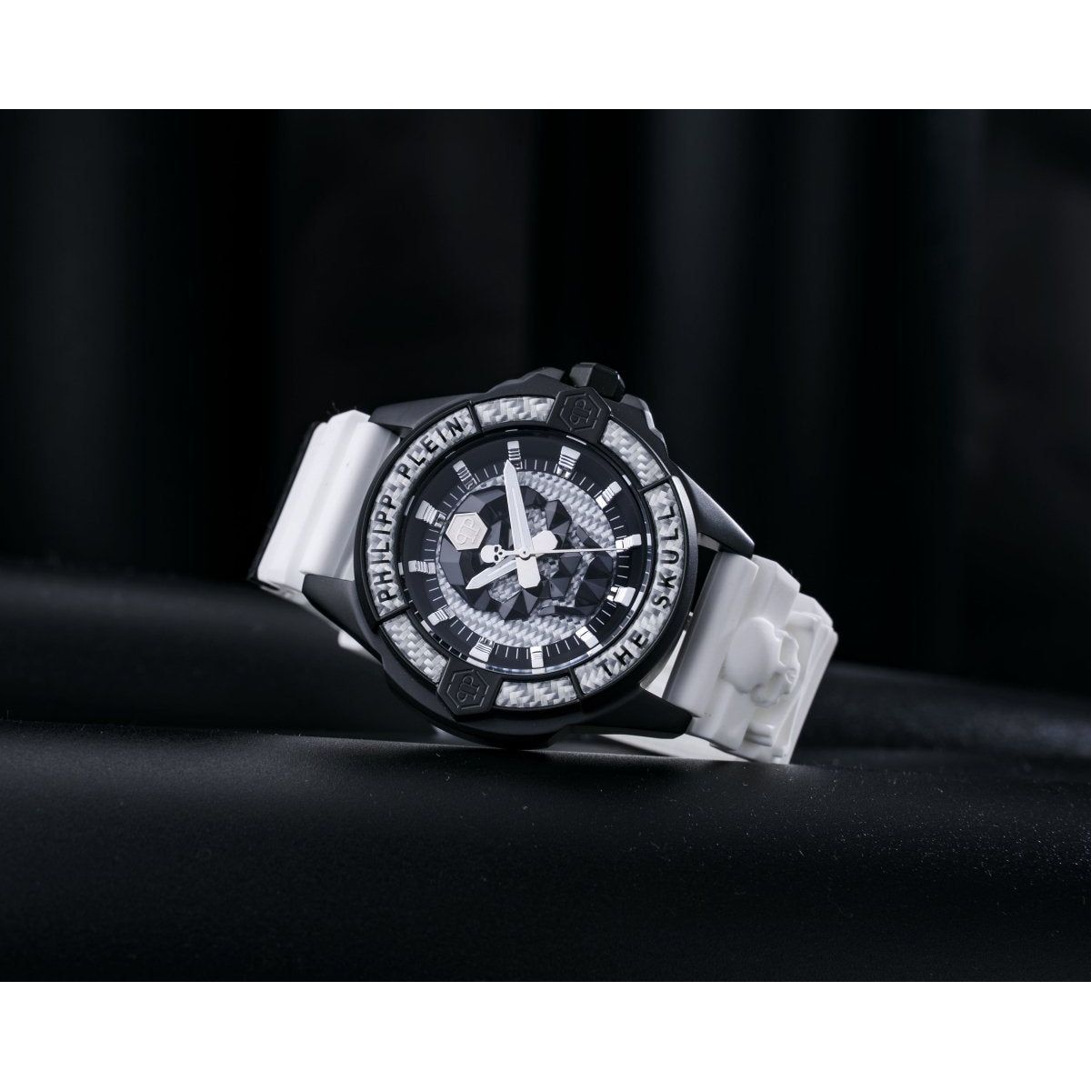 PHILIPP PLEIN Đồng Hồ Nam The Skull Carbon Fiber PWAAA1822 - L&M Luxury Timepieces