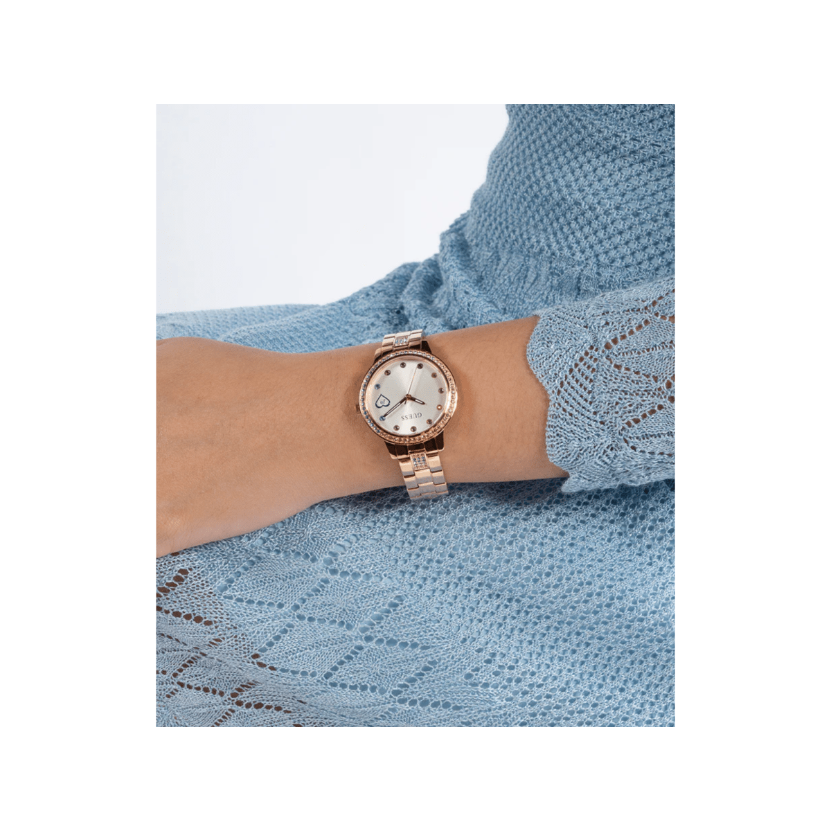 GUESS Đồng Hồ Nữ Three Of Hearts GW0657L3 - L&M Luxury Timepieces