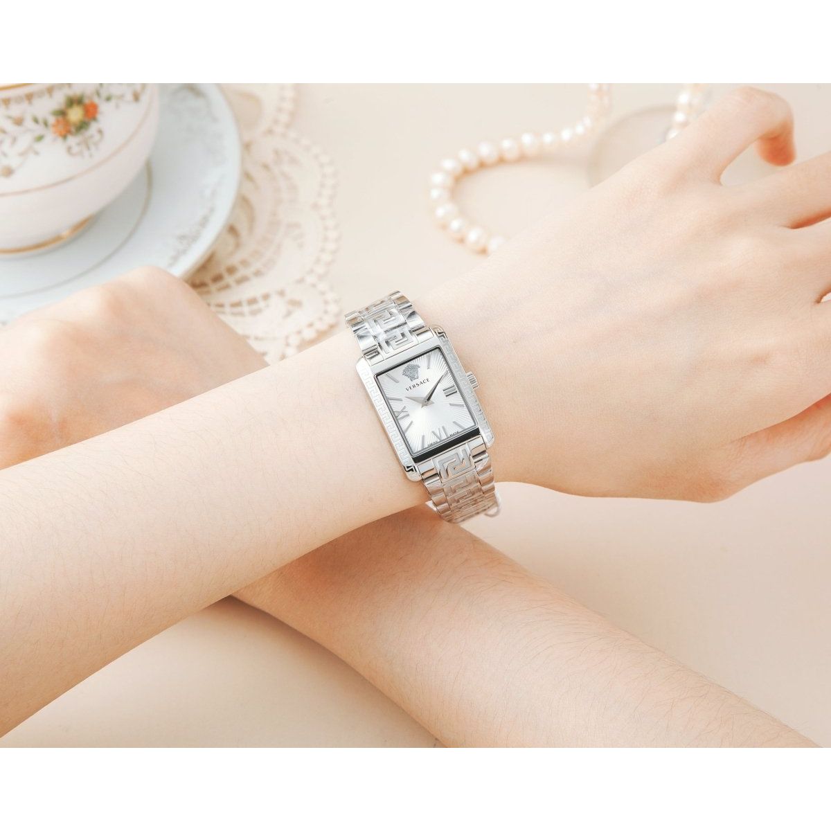 VERSACE Đồng Hồ Nữ Tonneau VE1C00722 - L&M Luxury Timepieces