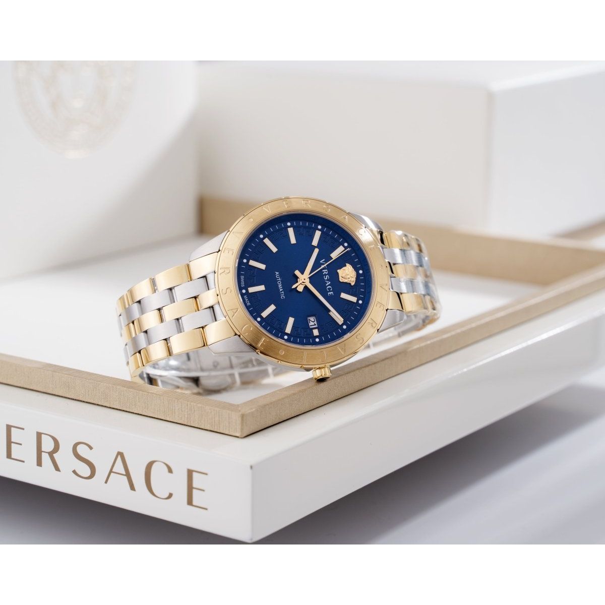 Universe Automatic - L&M Luxury Timepieces