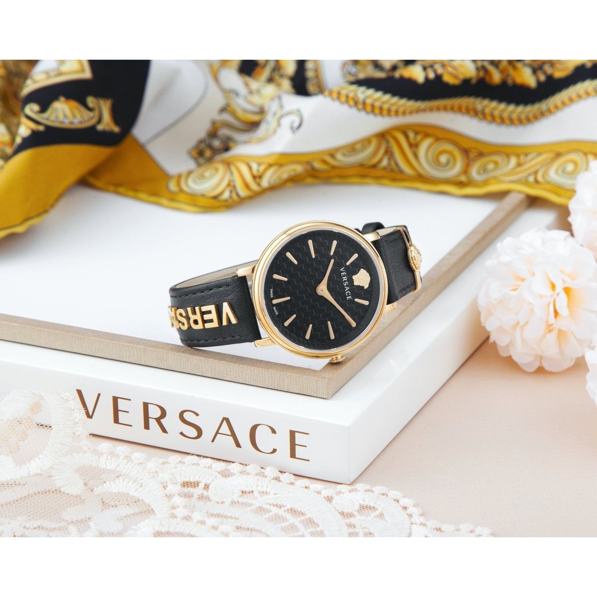 VERSACE Đồng Hồ Nữ V - Circle VE8104622 - L&M Luxury Timepieces