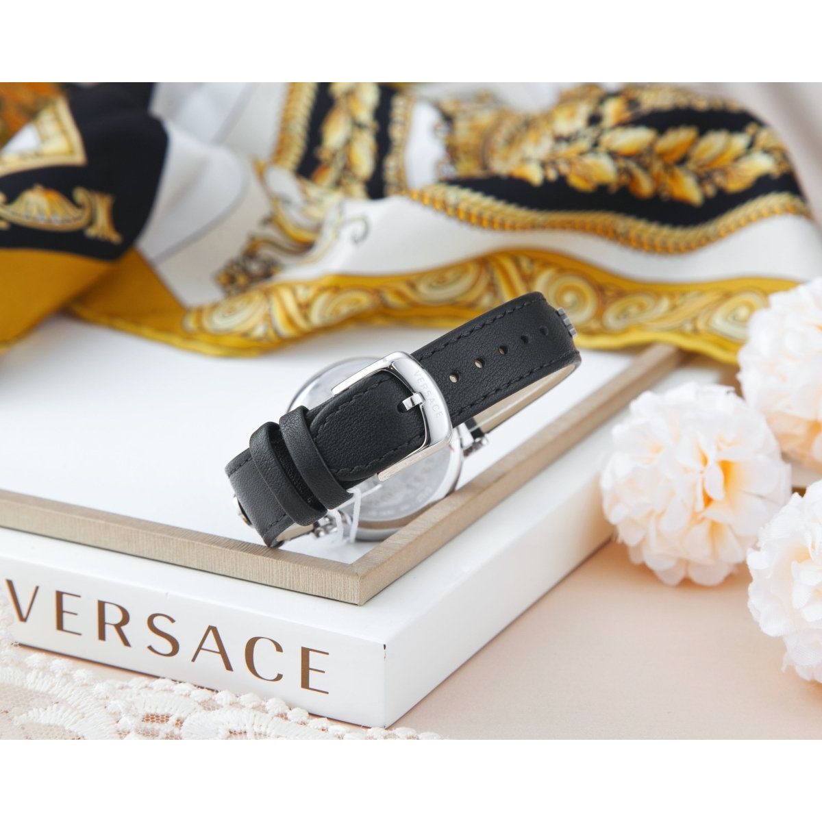 V - Circle - L&M Luxury Timepieces