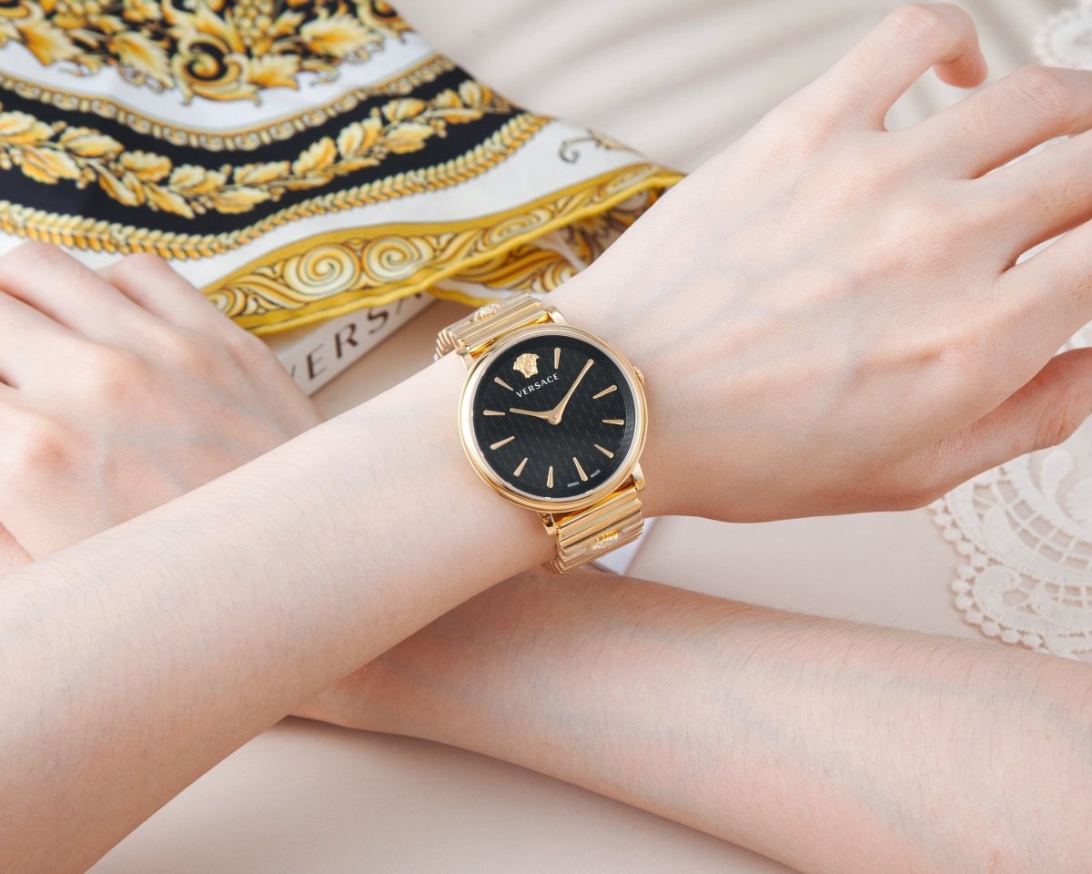 V CIRCLE - L&M Luxury Timepieces