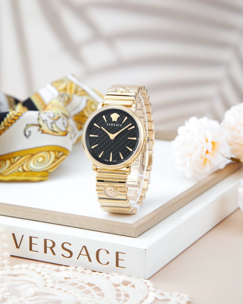 V CIRCLE - L&M Luxury Timepieces