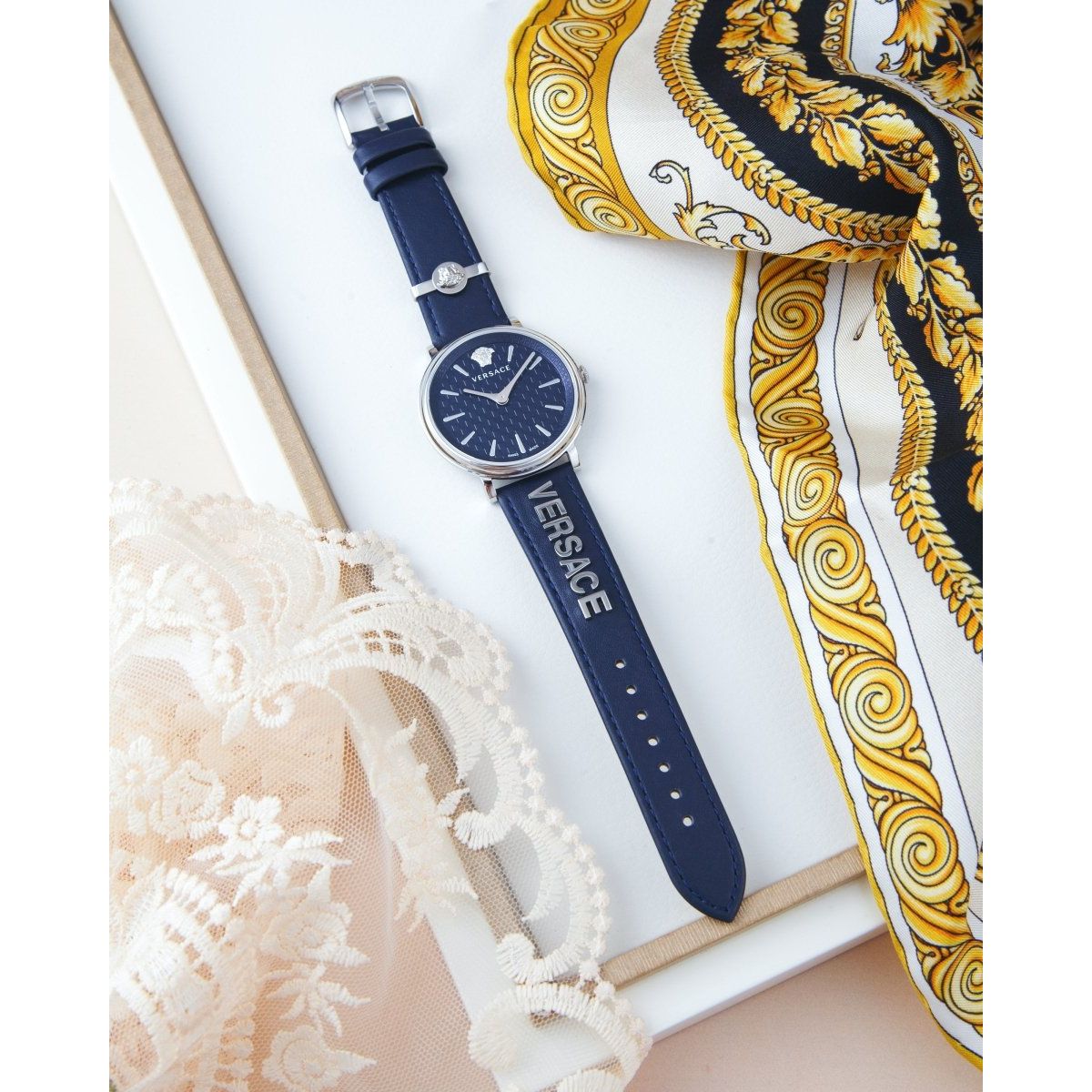 V - Circle - L&M Luxury Timepieces