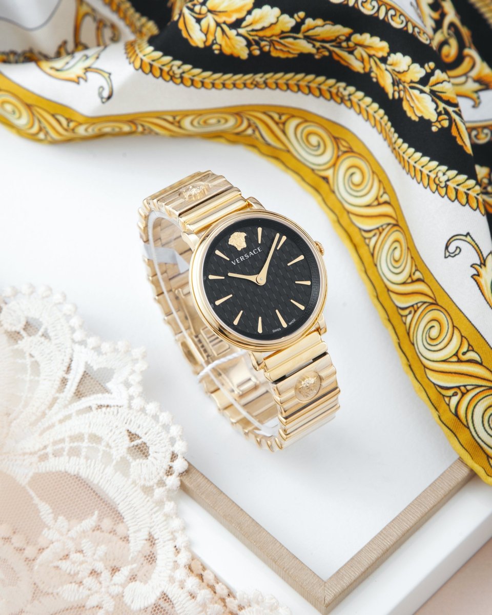 V CIRCLE - L&M Luxury Timepieces