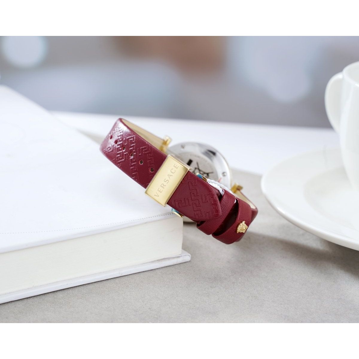 VERSACE Đồng Hồ Nữ V - Twist Diamond VELS02119 - L&M Luxury Timepieces