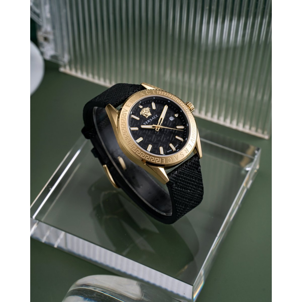 VERSACE Đồng Hồ Nam V-Code VE6A00223 - L&M Luxury Timepieces
