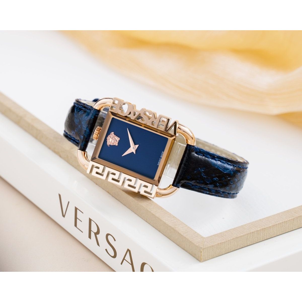 VERSACE Đồng Hồ Nữ Flair VE3B00322 - L&M Luxury Timepieces