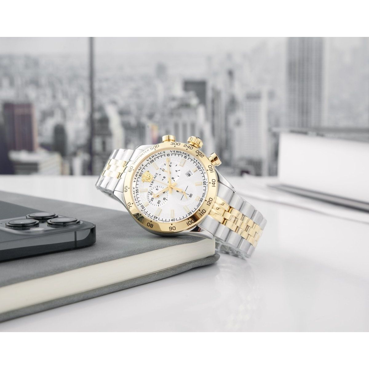 VERSACE Đồng Hồ Nam Hellenyium VE2U00422 - L&M Luxury Timepieces