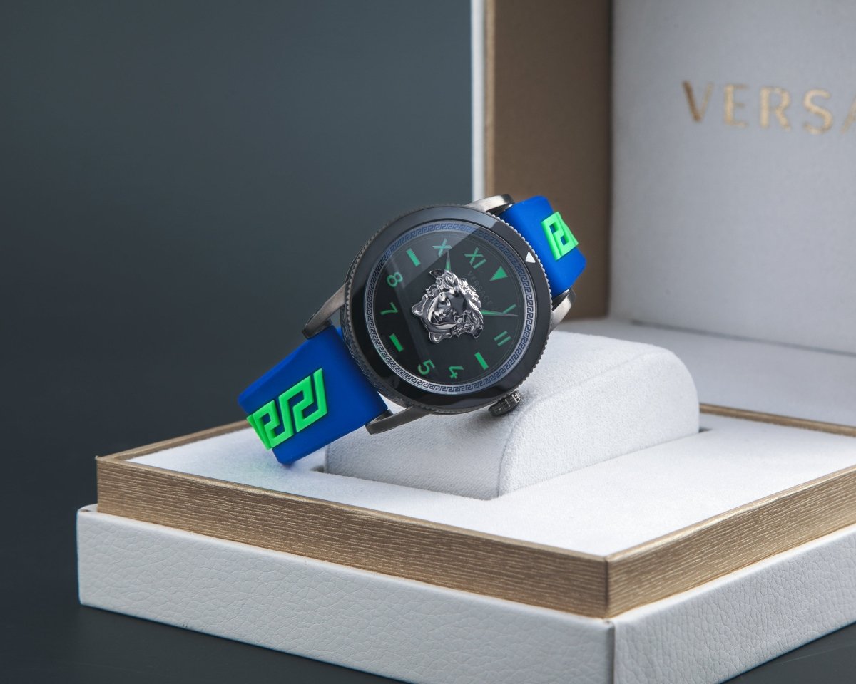 Versace V - Palazzo - L&M Luxury Timepieces