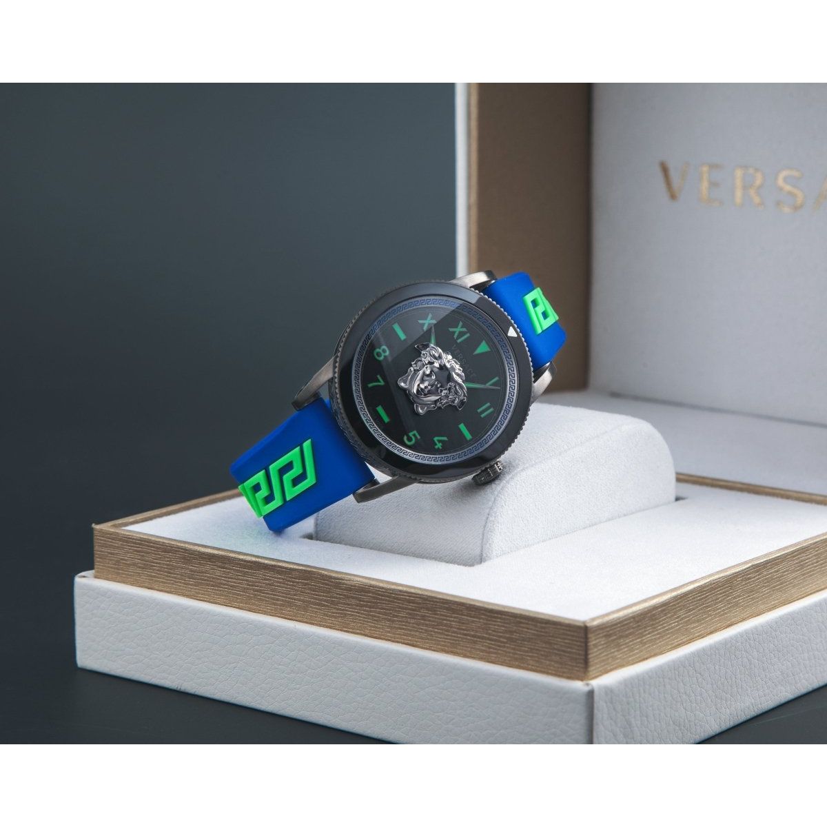 VERSACE Đồng Hồ Nam V - Palazzo VE2V00722 - L&M Luxury Timepieces