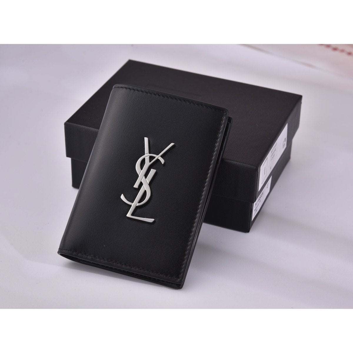 Ví SAINT LAURENT - L&M Luxury Timepieces