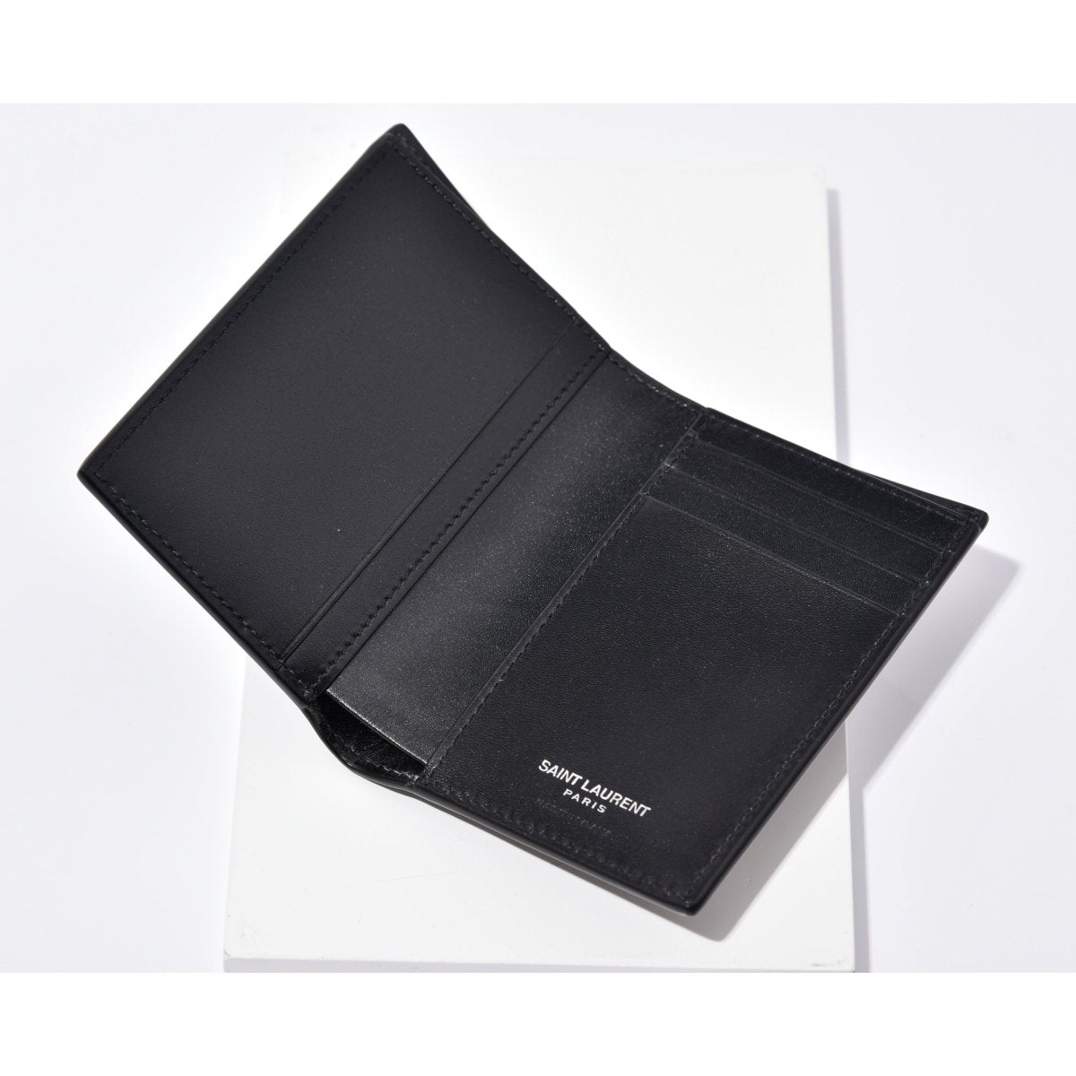 Ví SAINT LAURENT - L&M Luxury Timepieces