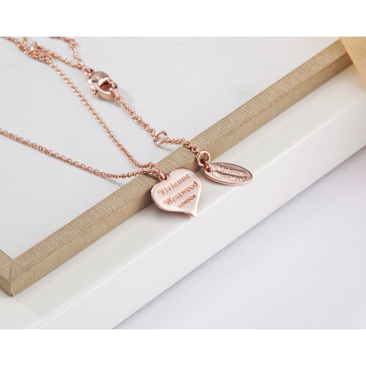 Vòng cổ VIVIENNE WESTWOOD - L&M Luxury Timepieces