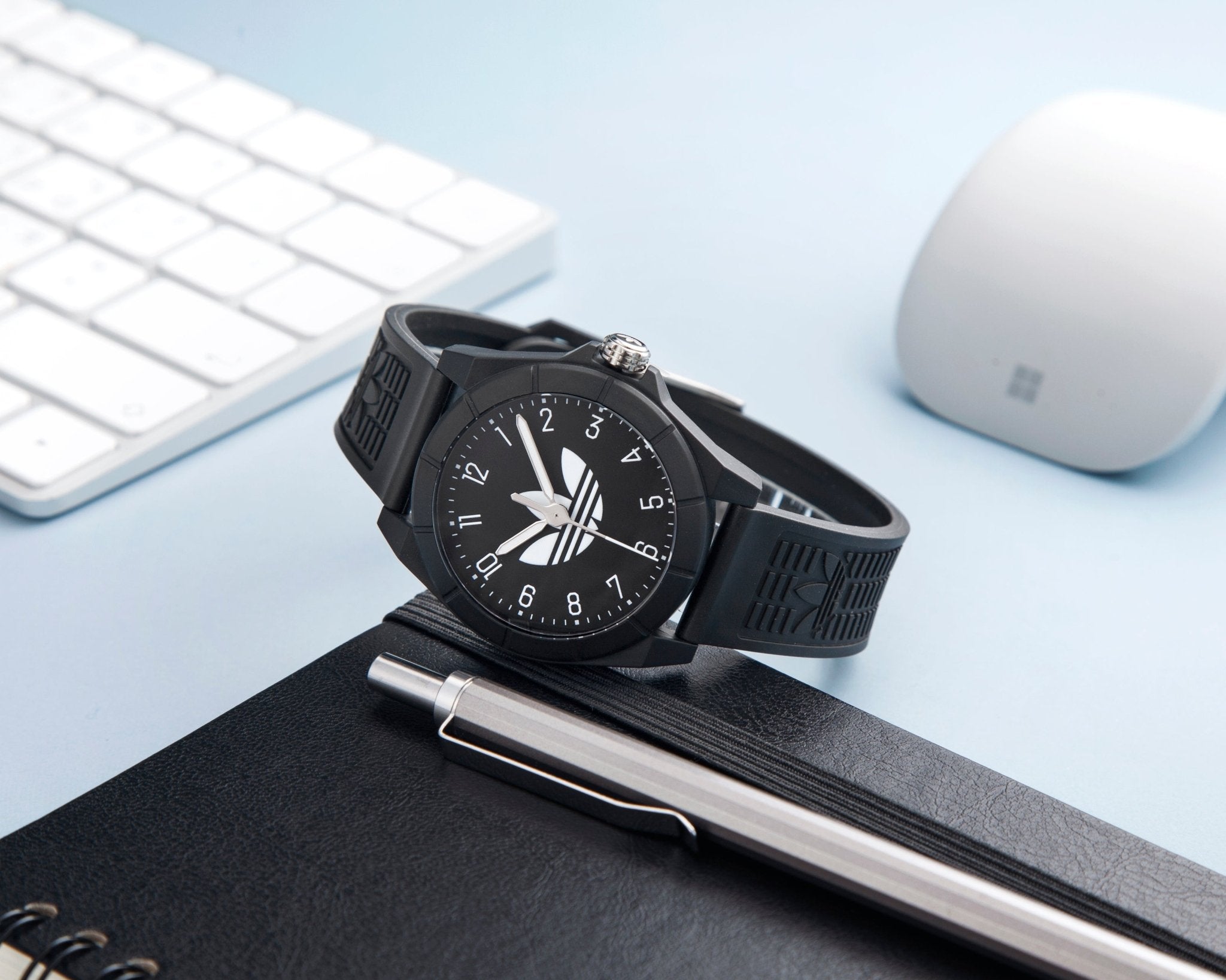 ĐỒNG HỒ THỂ THAO ADIDAS CÓ GÌ ĐẶC BIỆT SO VỚI CÁC THƯƠNG HIỆU KHÁC? - L&M Luxury Timepieces