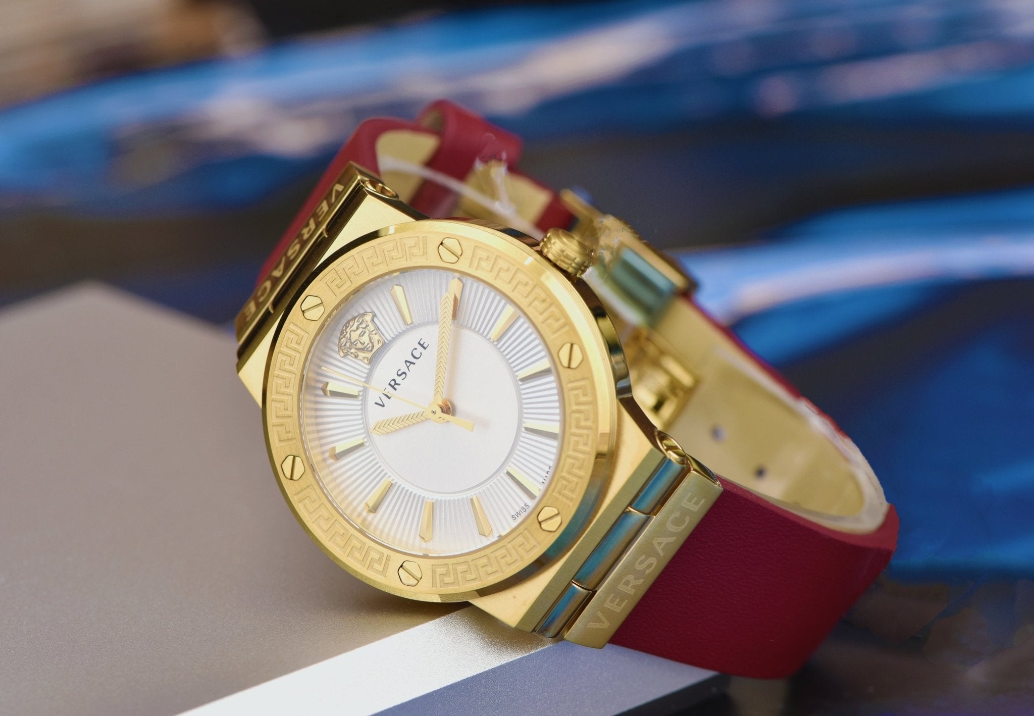 Thương hiệu Versace: Biểu tượng của sự xa hoa và quyền lực - L&M Luxury Timepieces