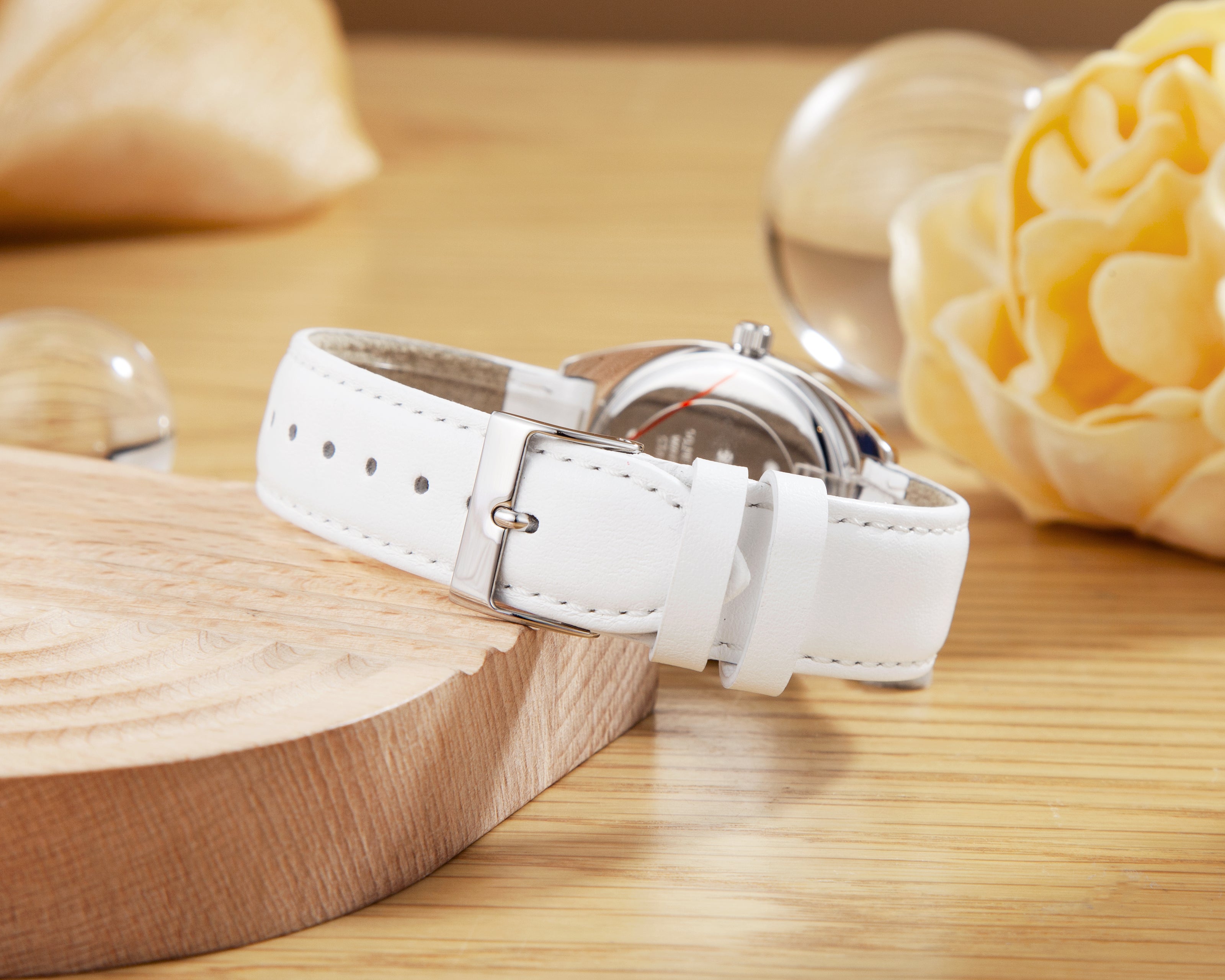 Đồng Hồ Nữ Delilah