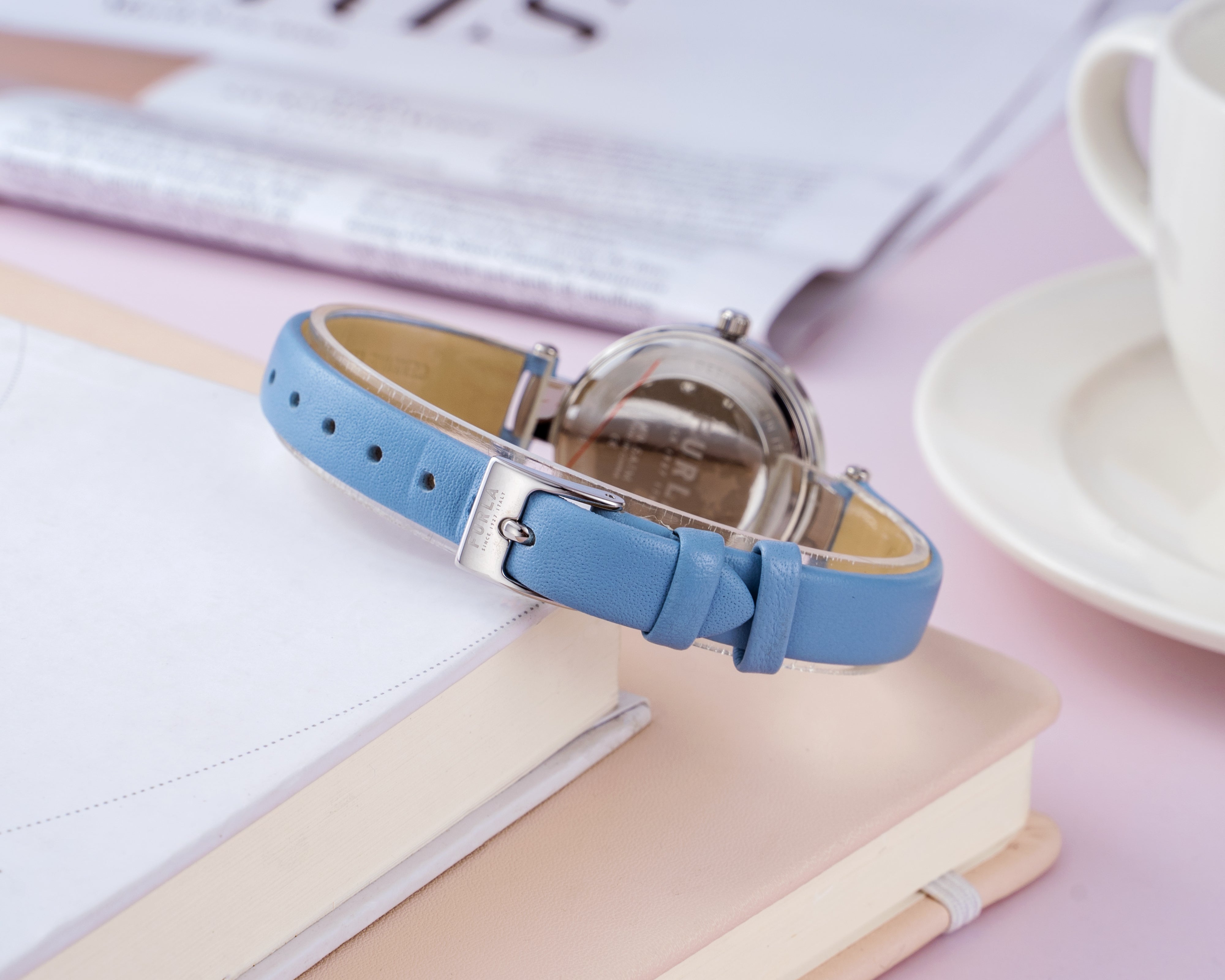 Đồng Hồ Nữ New Pin