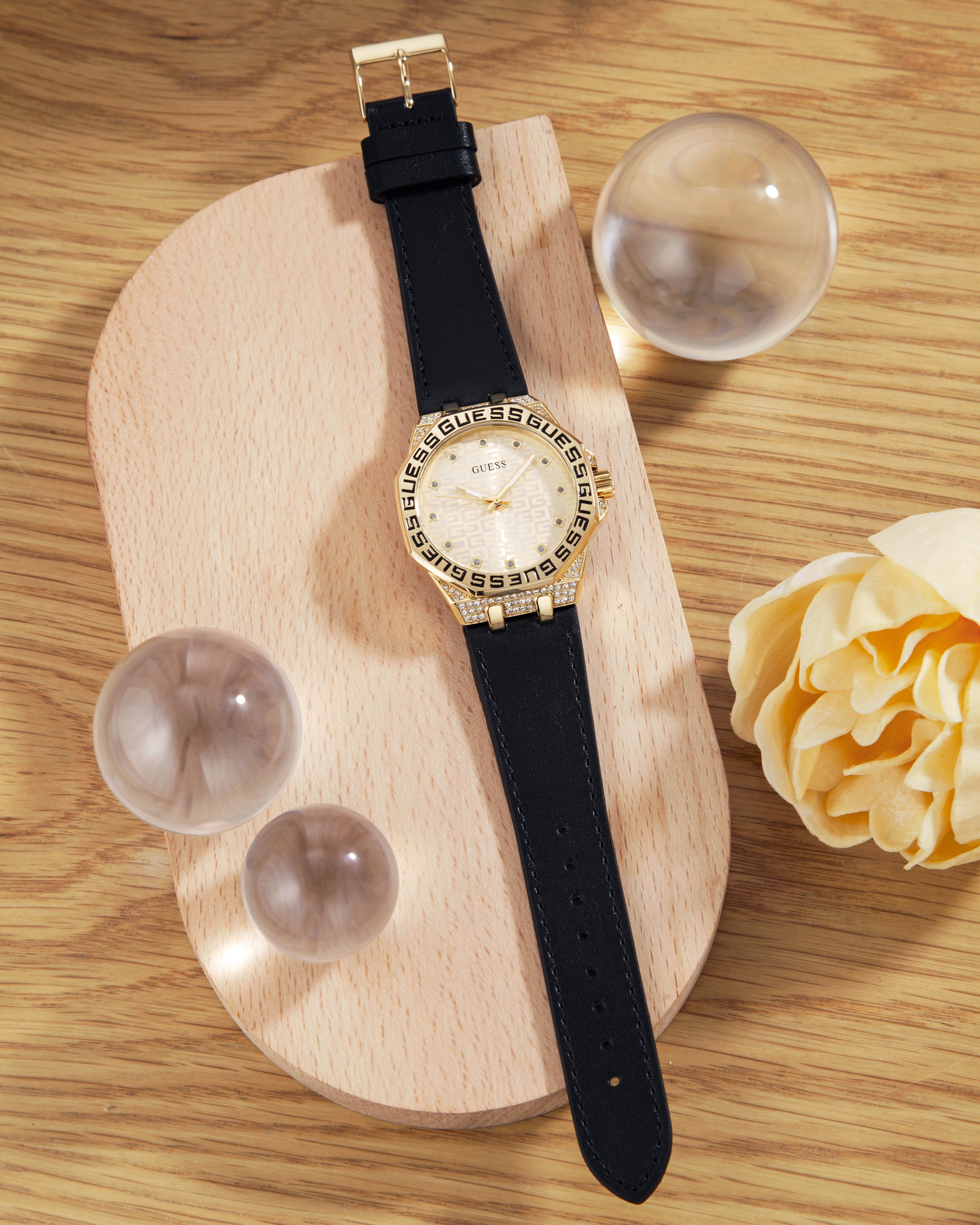 Đồng Hồ Nữ Insignia