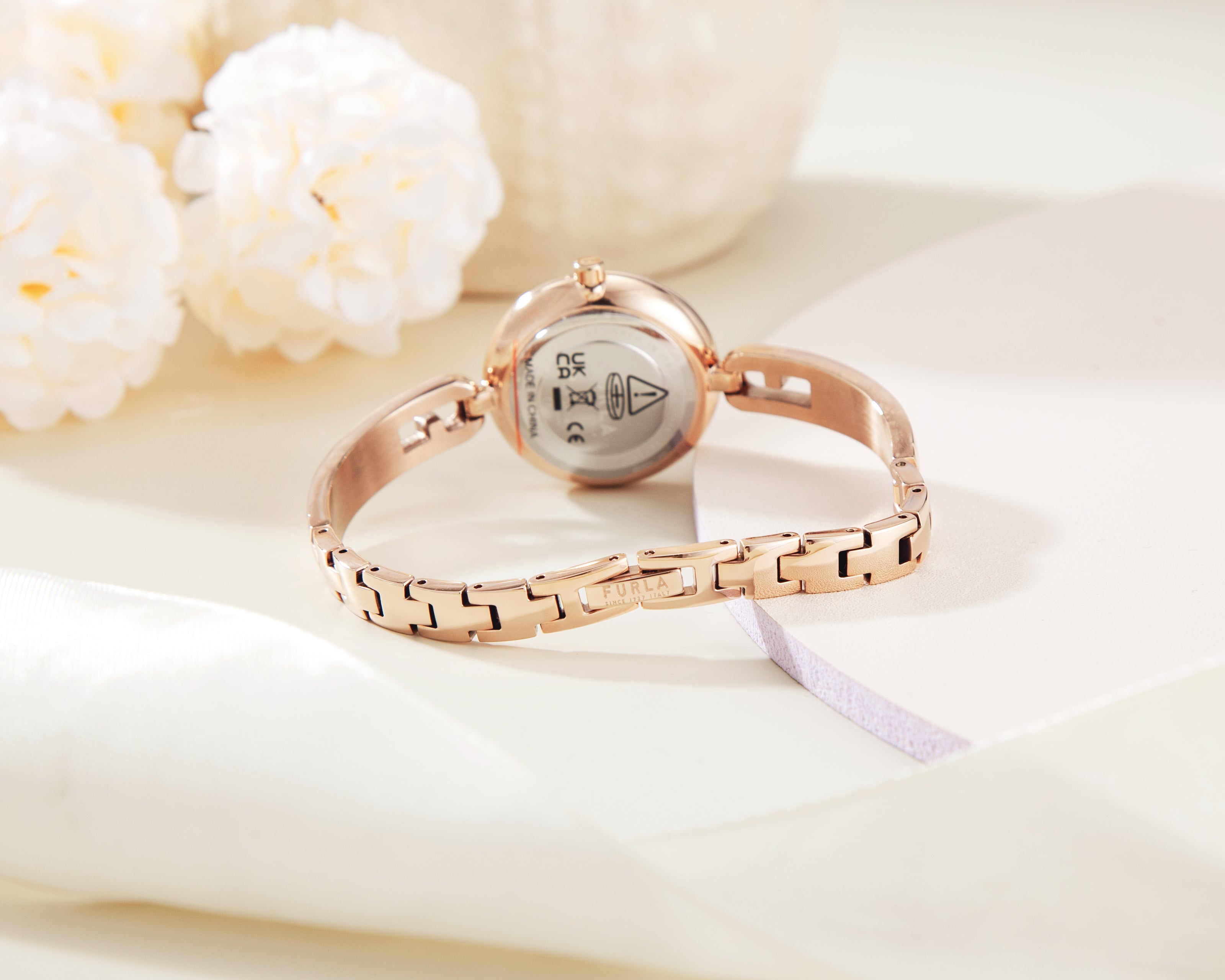 Đồng Hồ Nữ Bangle