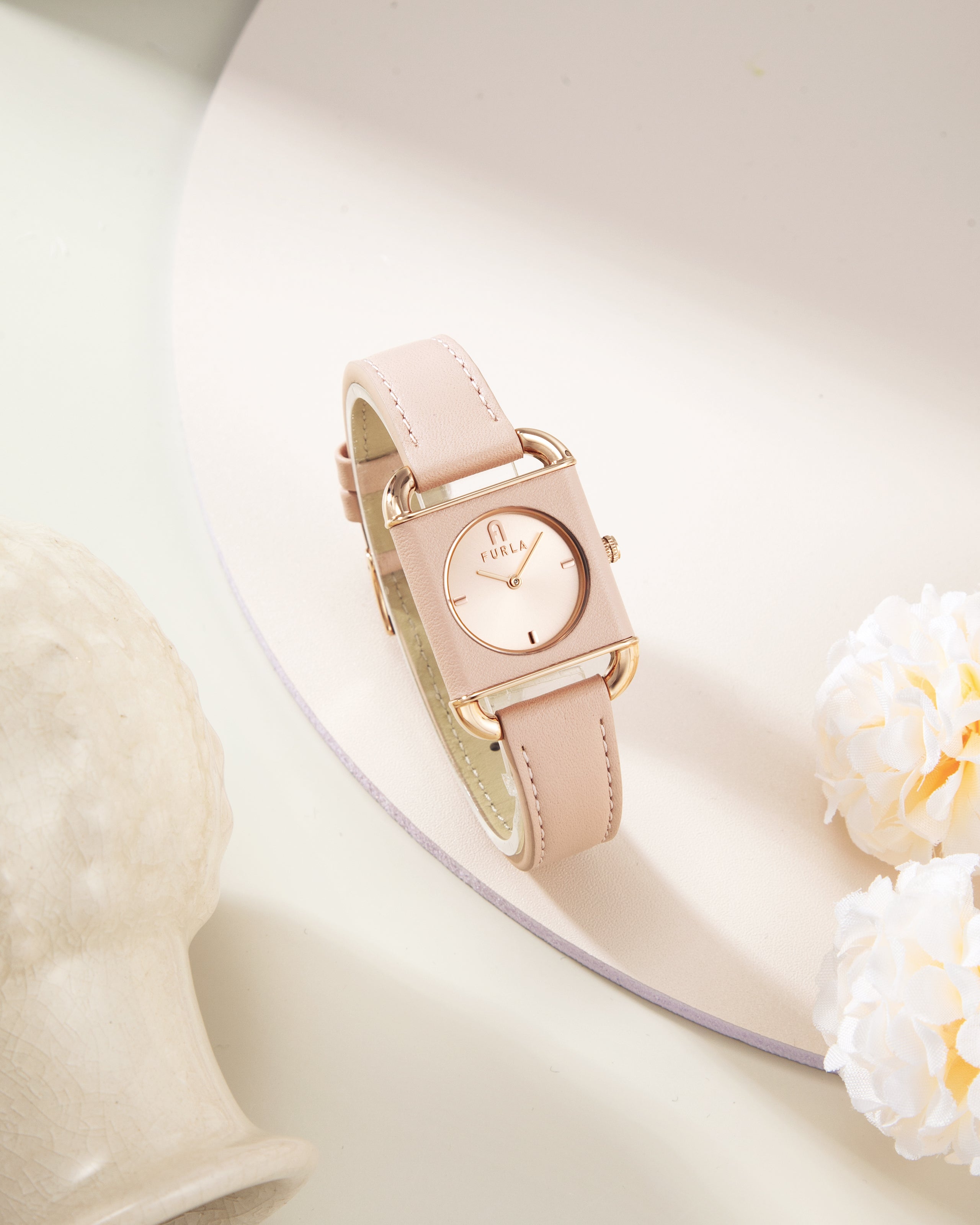 Đồng Hồ Nữ Arco Square