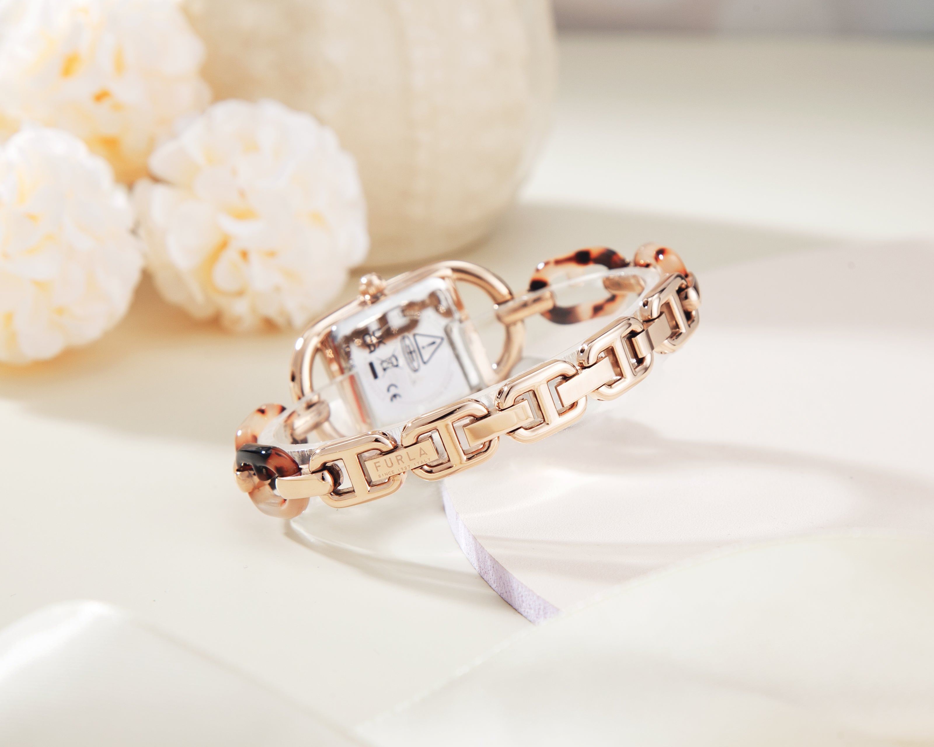 Đồng Hồ Nữ Chain Square Logo