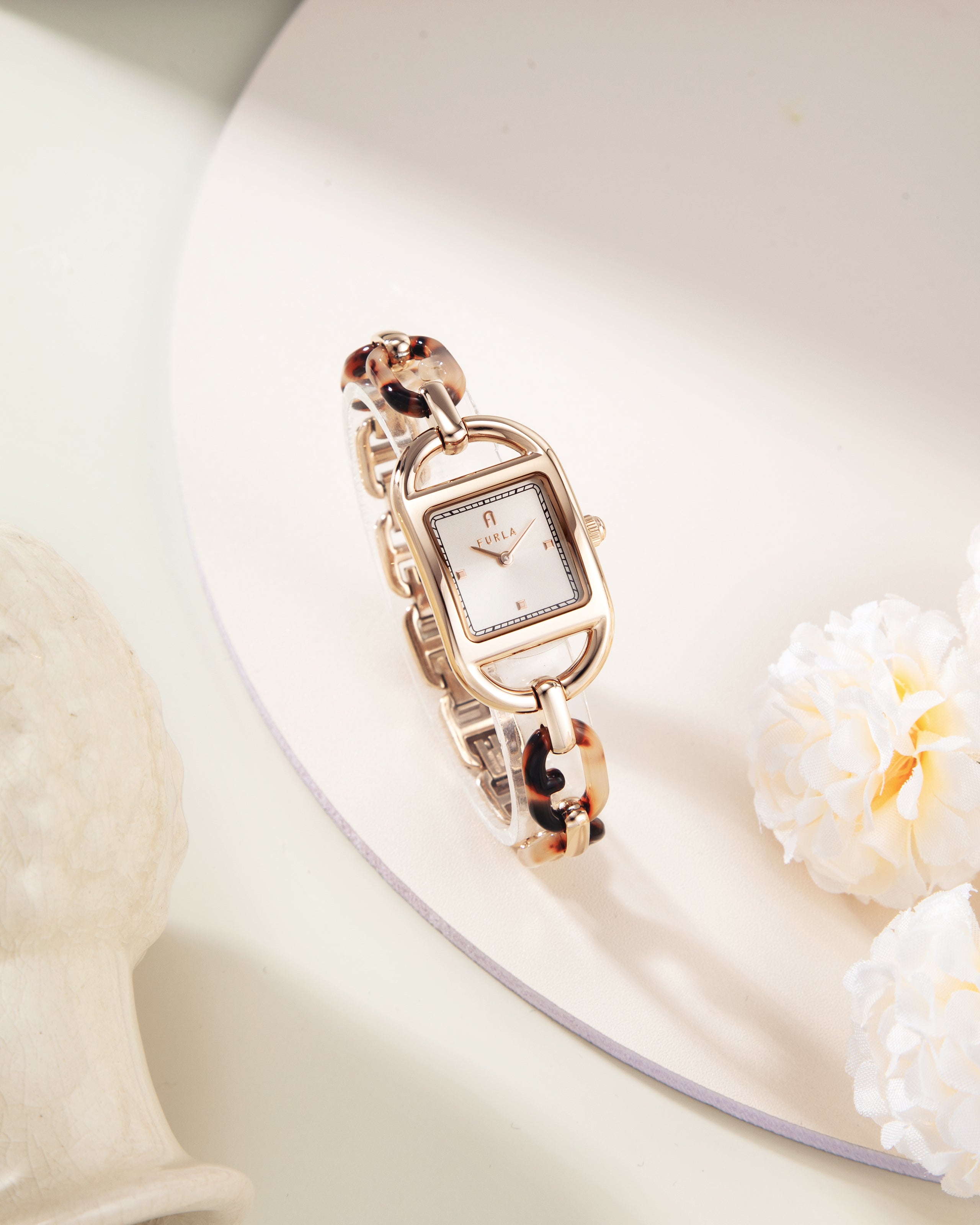 Đồng Hồ Nữ Chain Square Logo