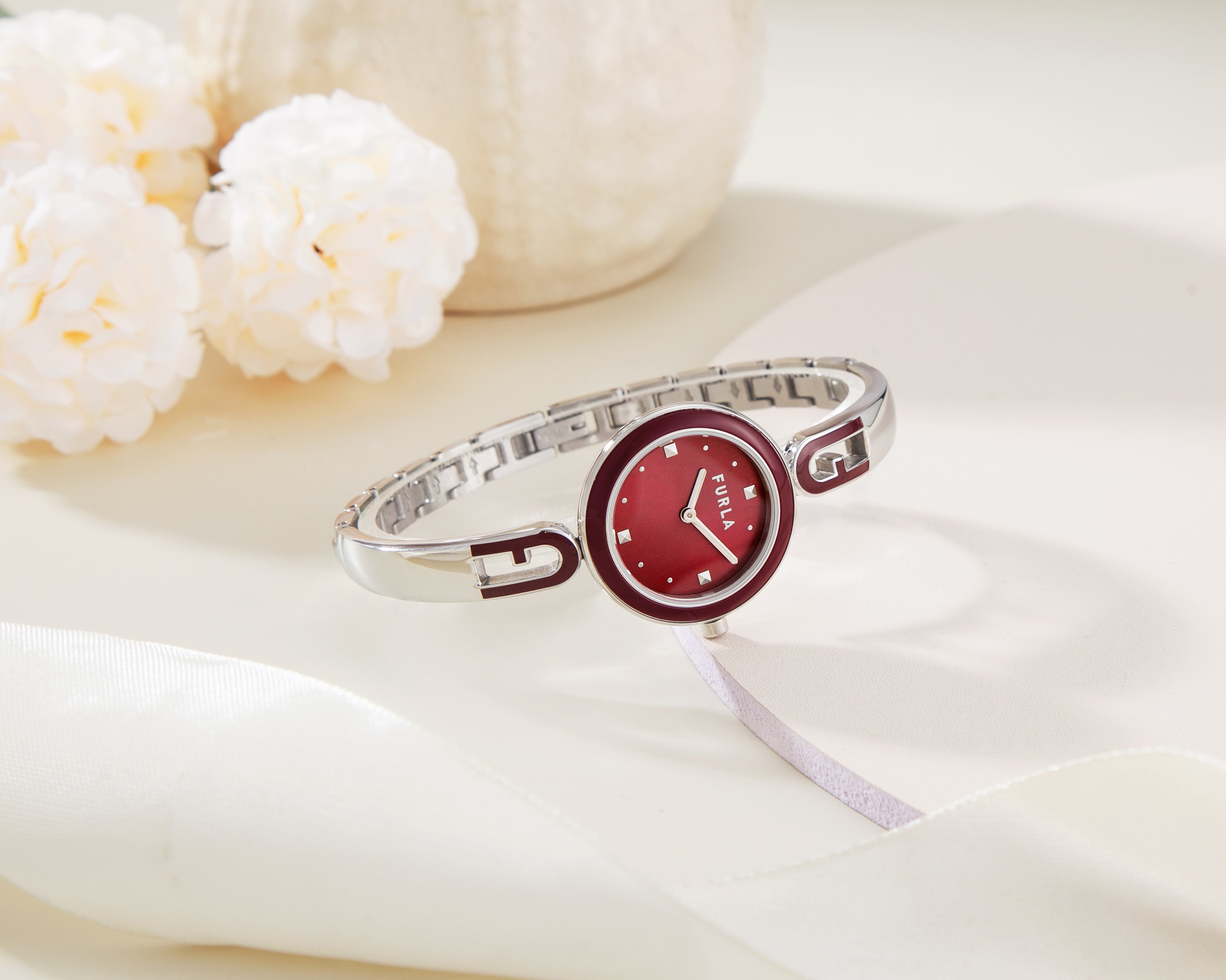 Đồng Hồ Nữ Bangle