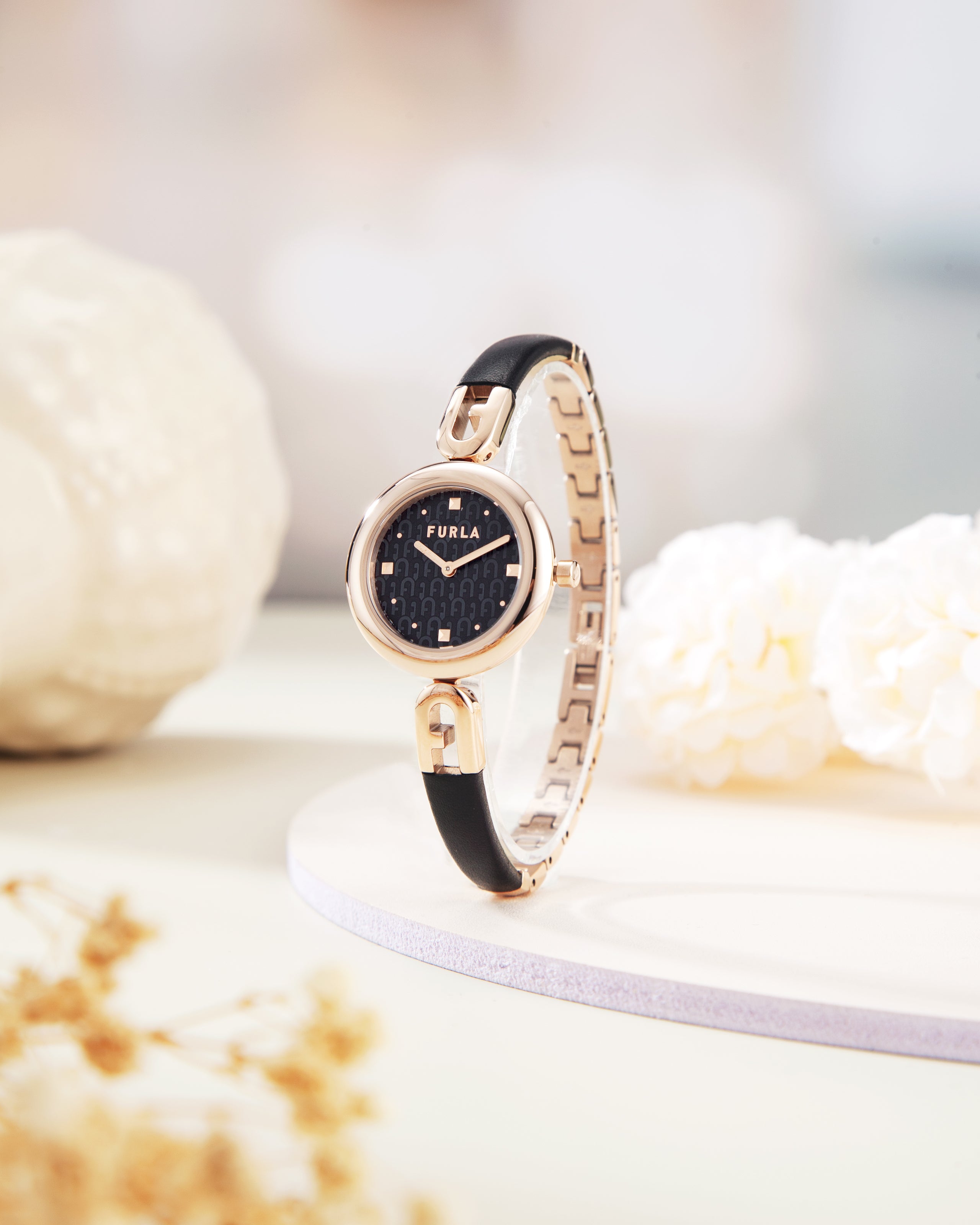 Đồng Hồ Nữ Bangle