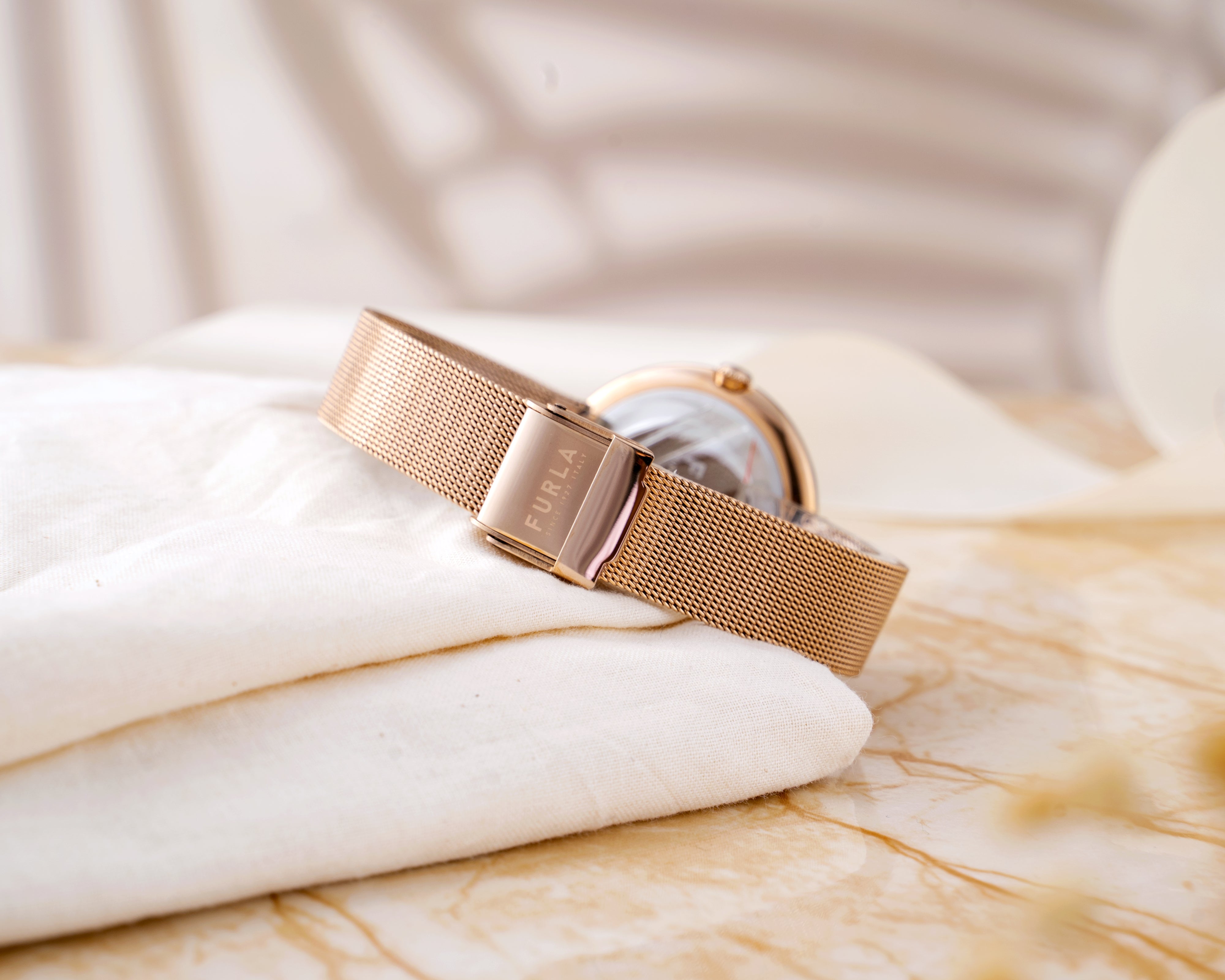 Đồng Hồ Nữ Cosy Seconds