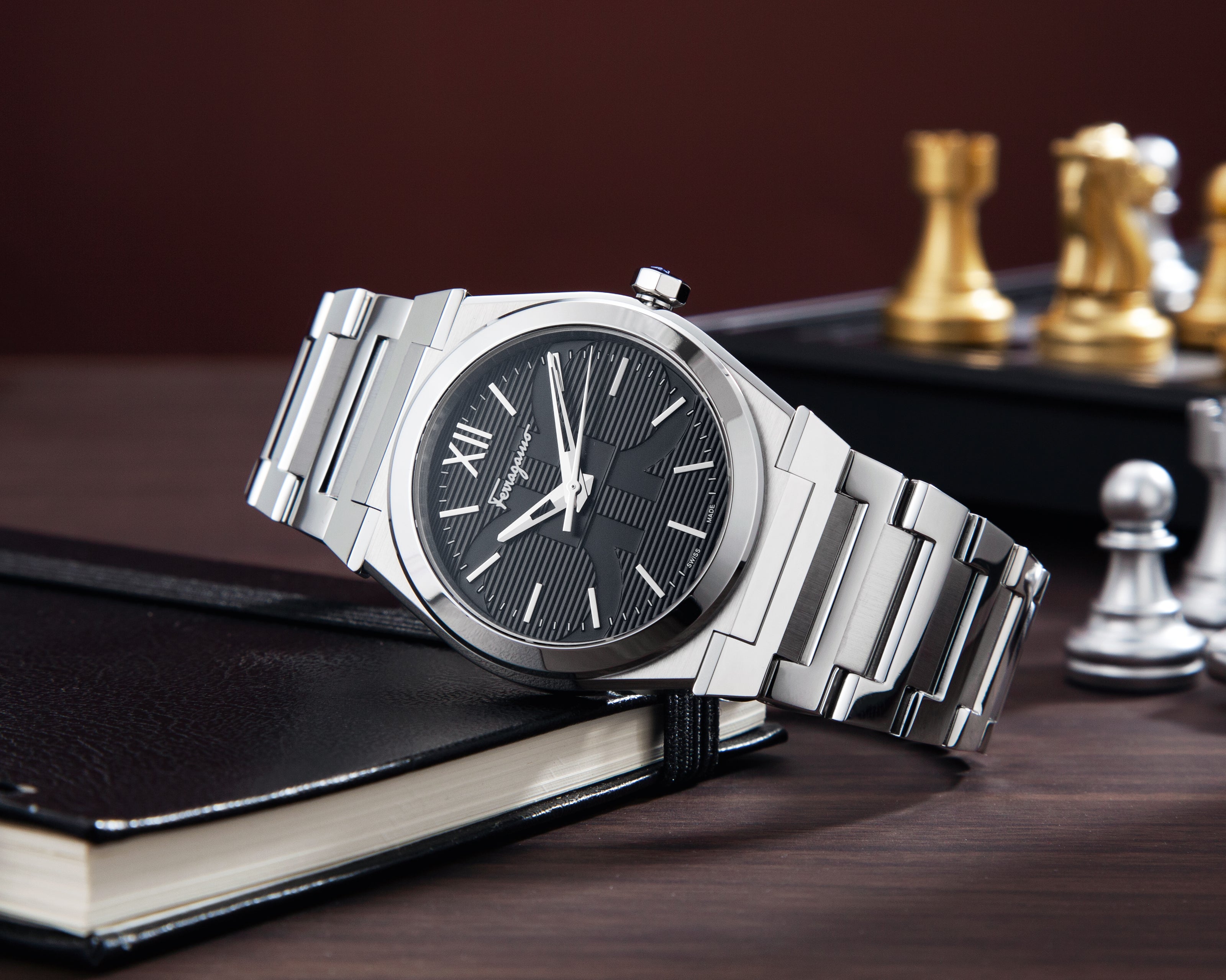 Đồng Hồ Nam Vega