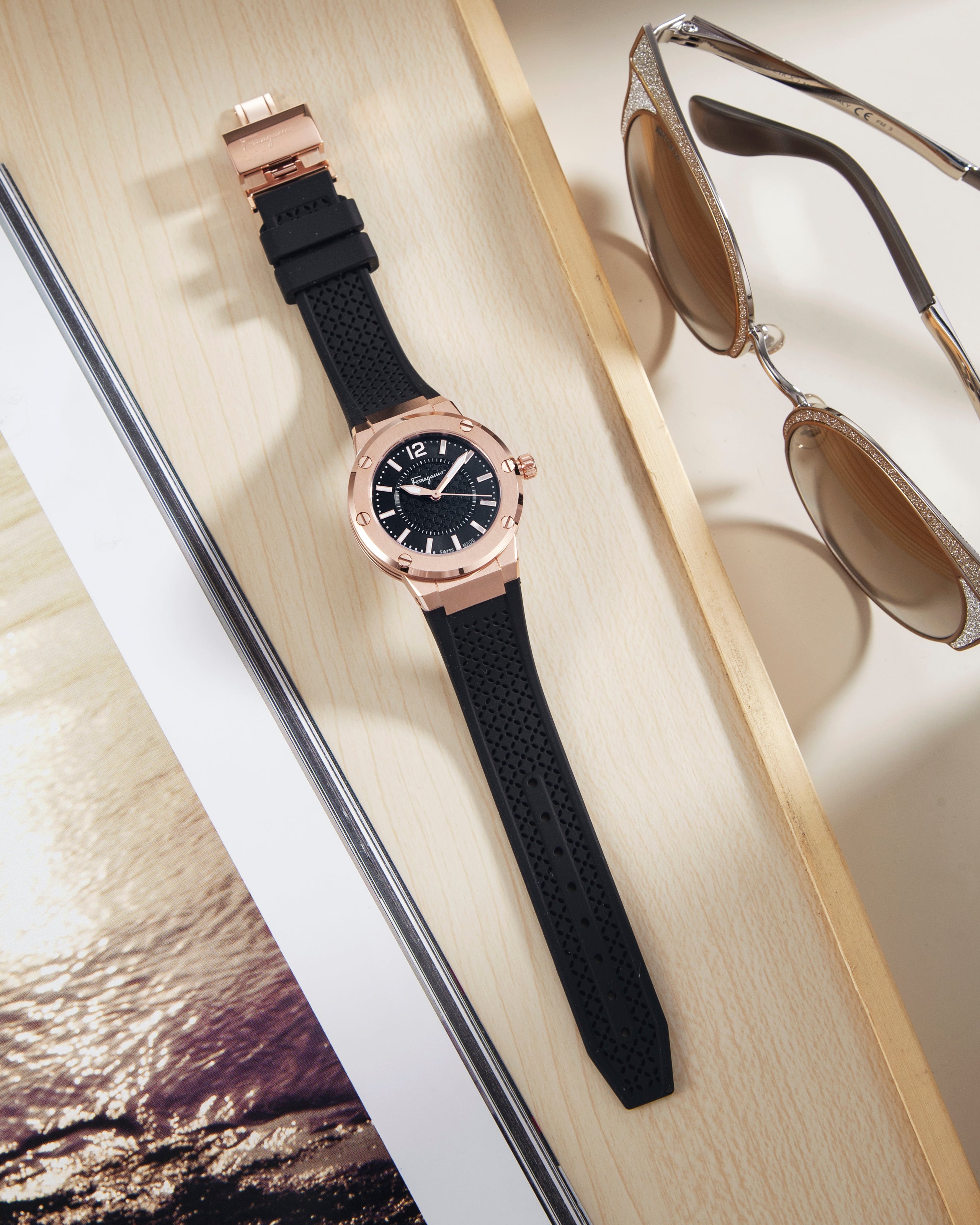 Đồng Hồ Nữ F-80