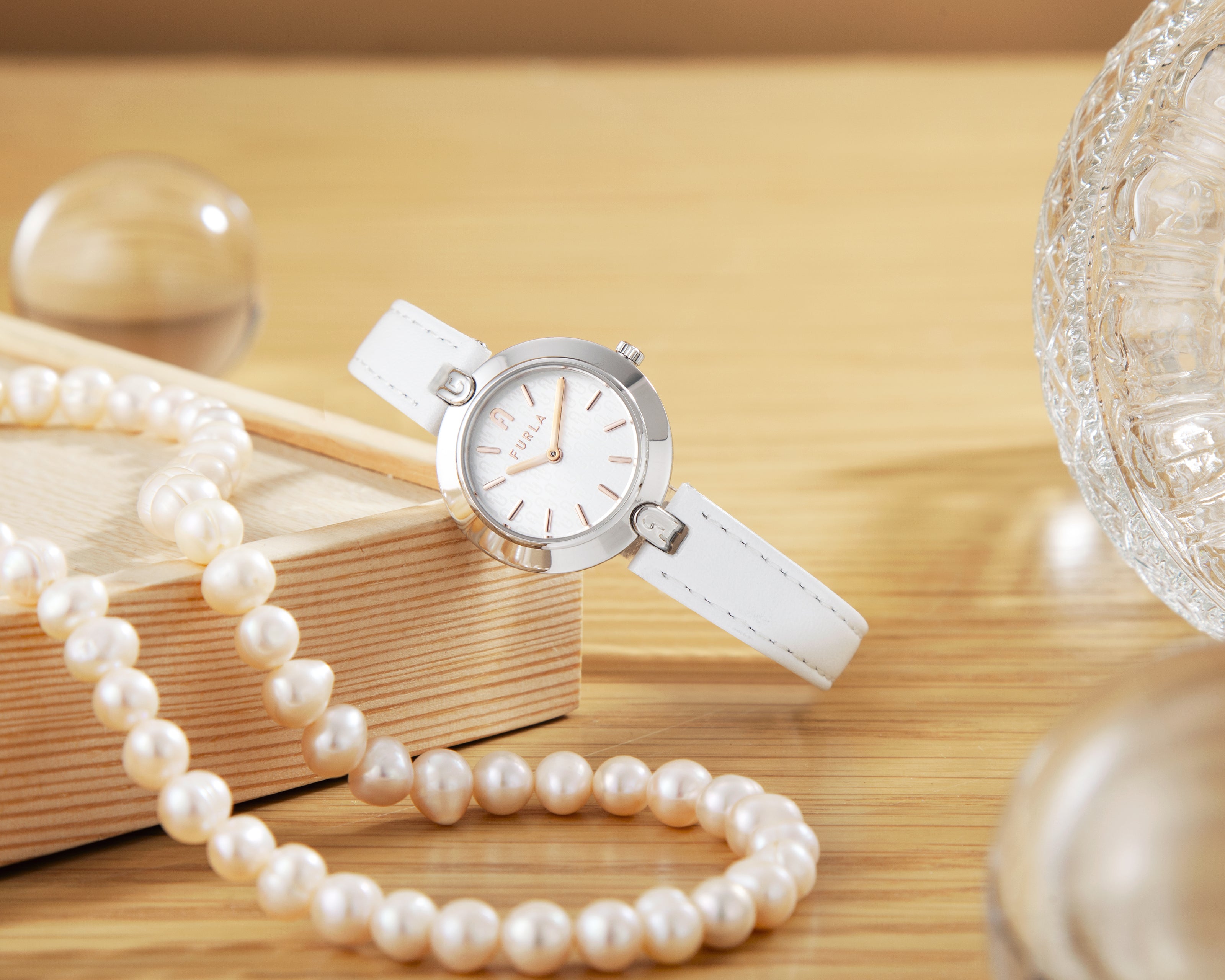 Đồng Hồ Nữ Logo Links