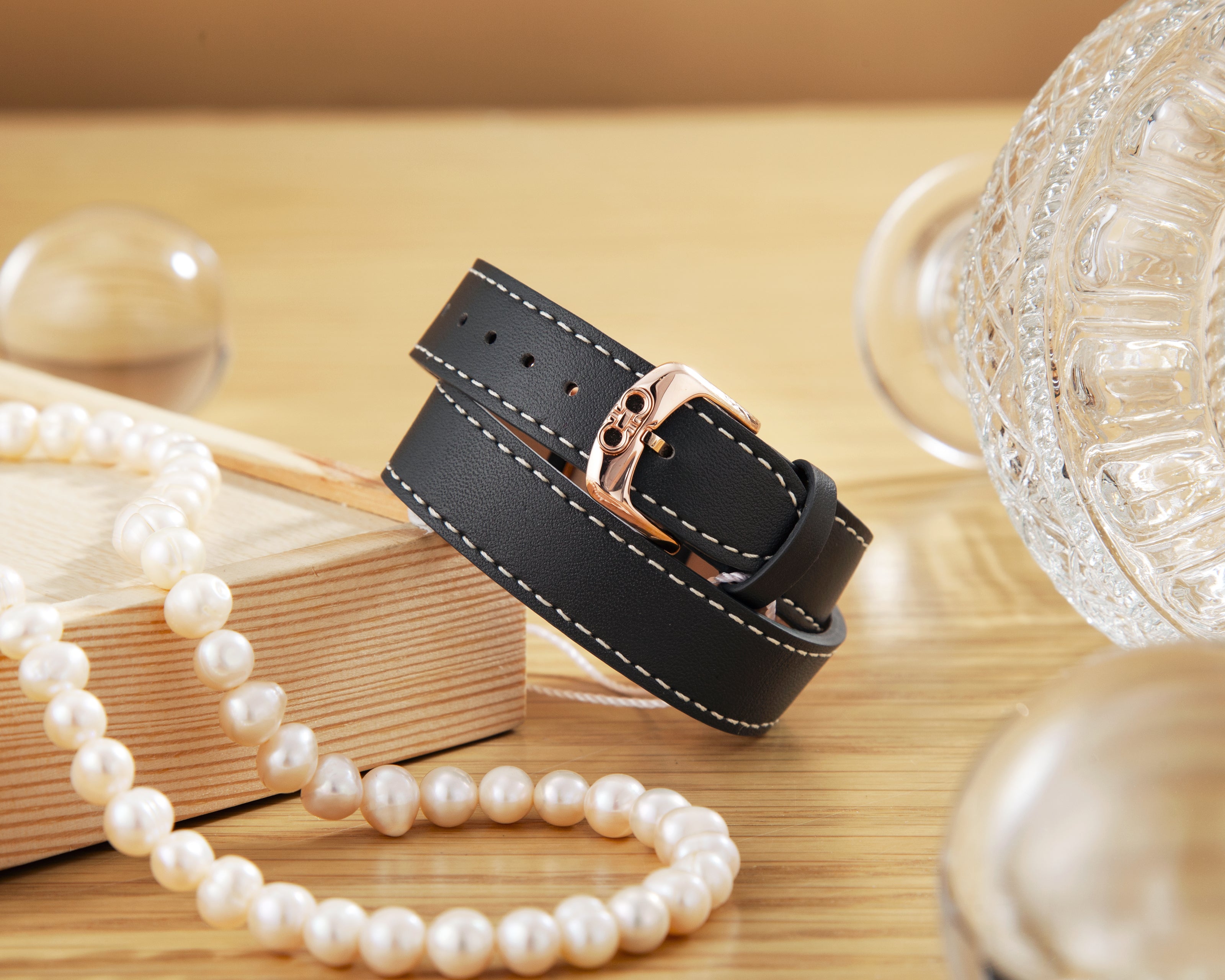 Đồng Hồ Nữ Square Ingot