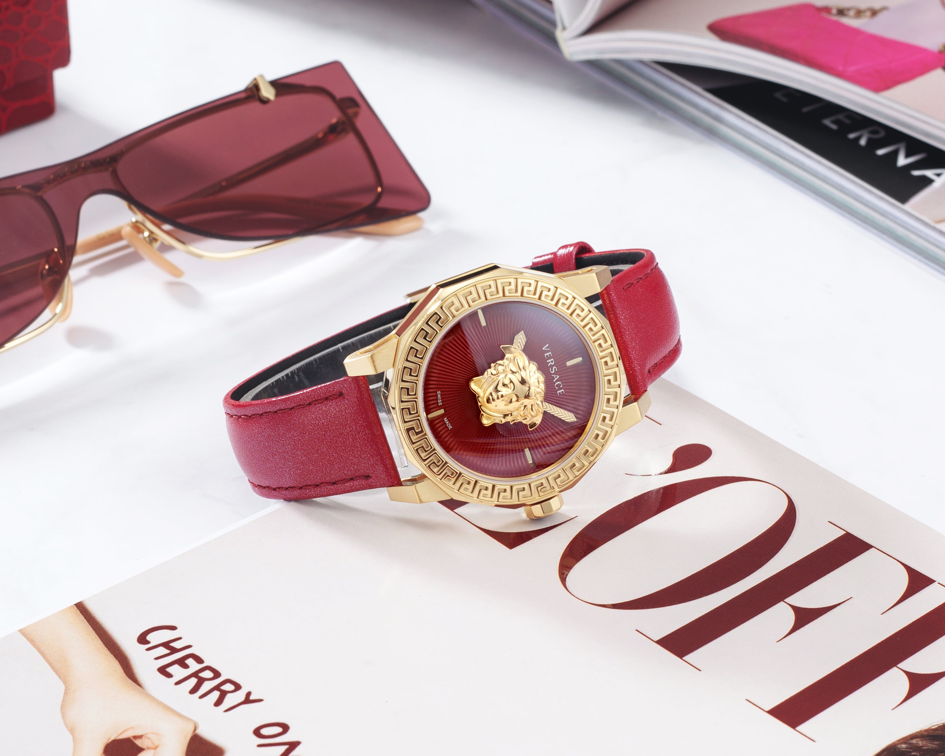 Đồng Hồ Nữ Medusa Deco