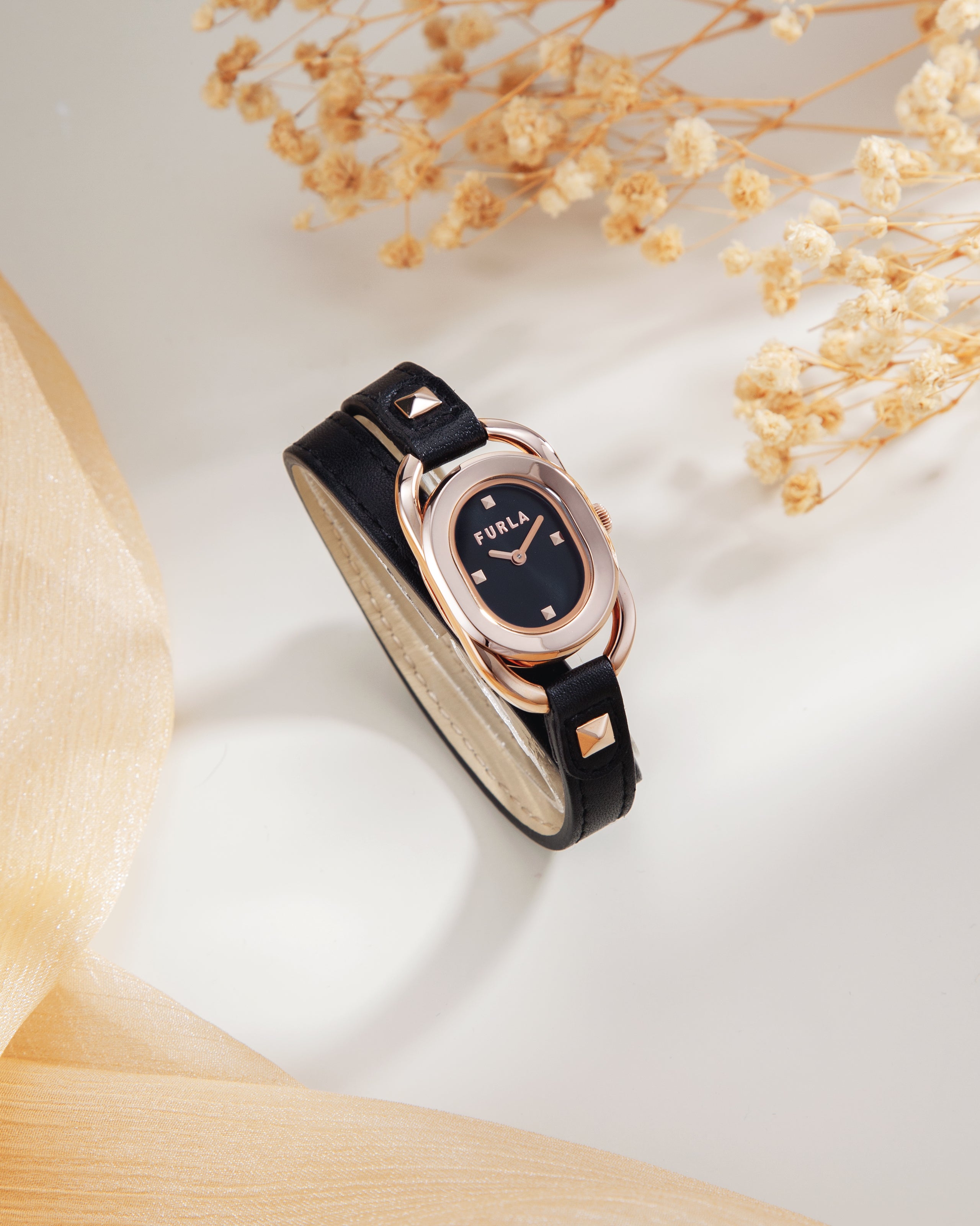 Đồng Hồ Nữ Studs