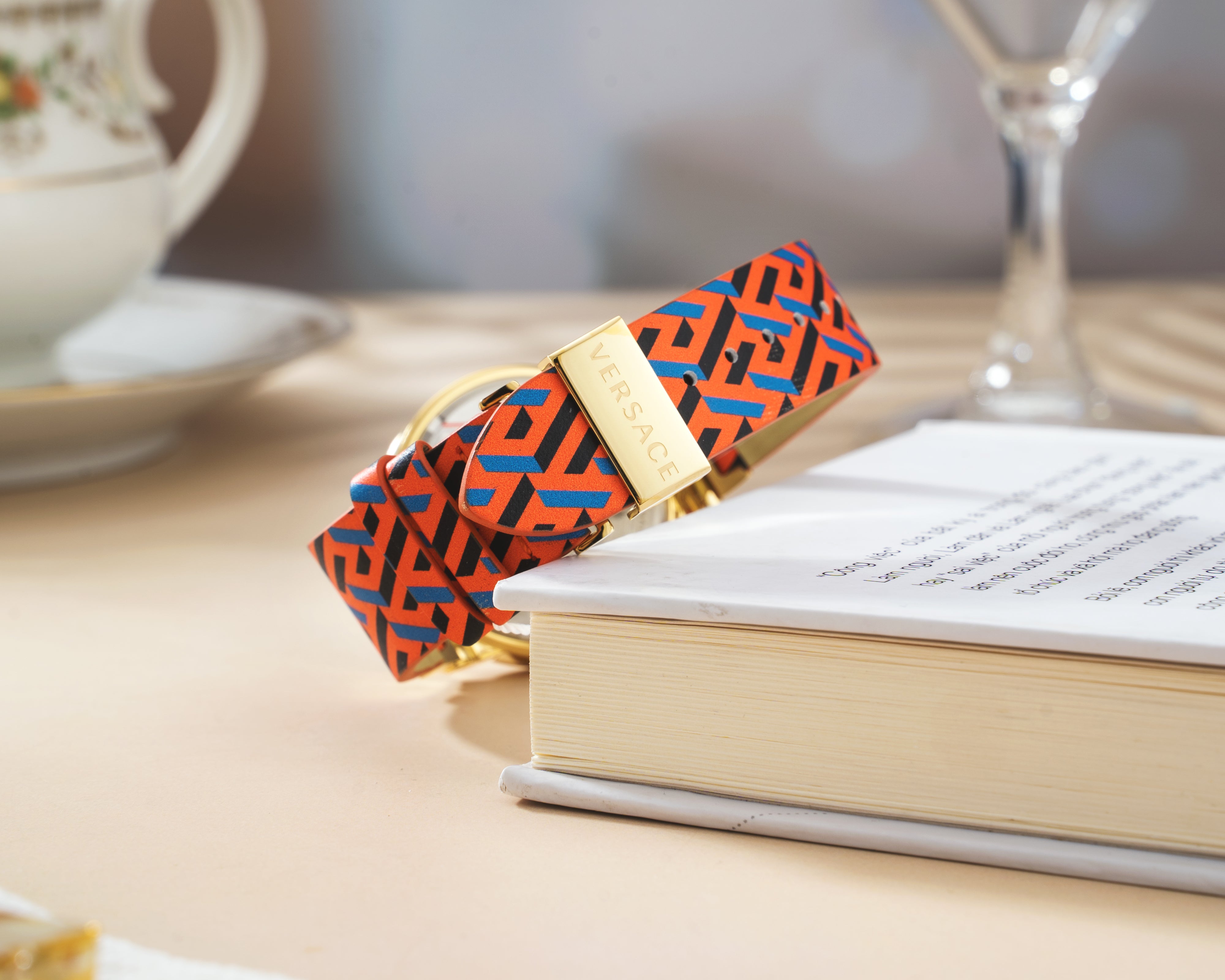 Đồng Hồ Nữ Greca Logo