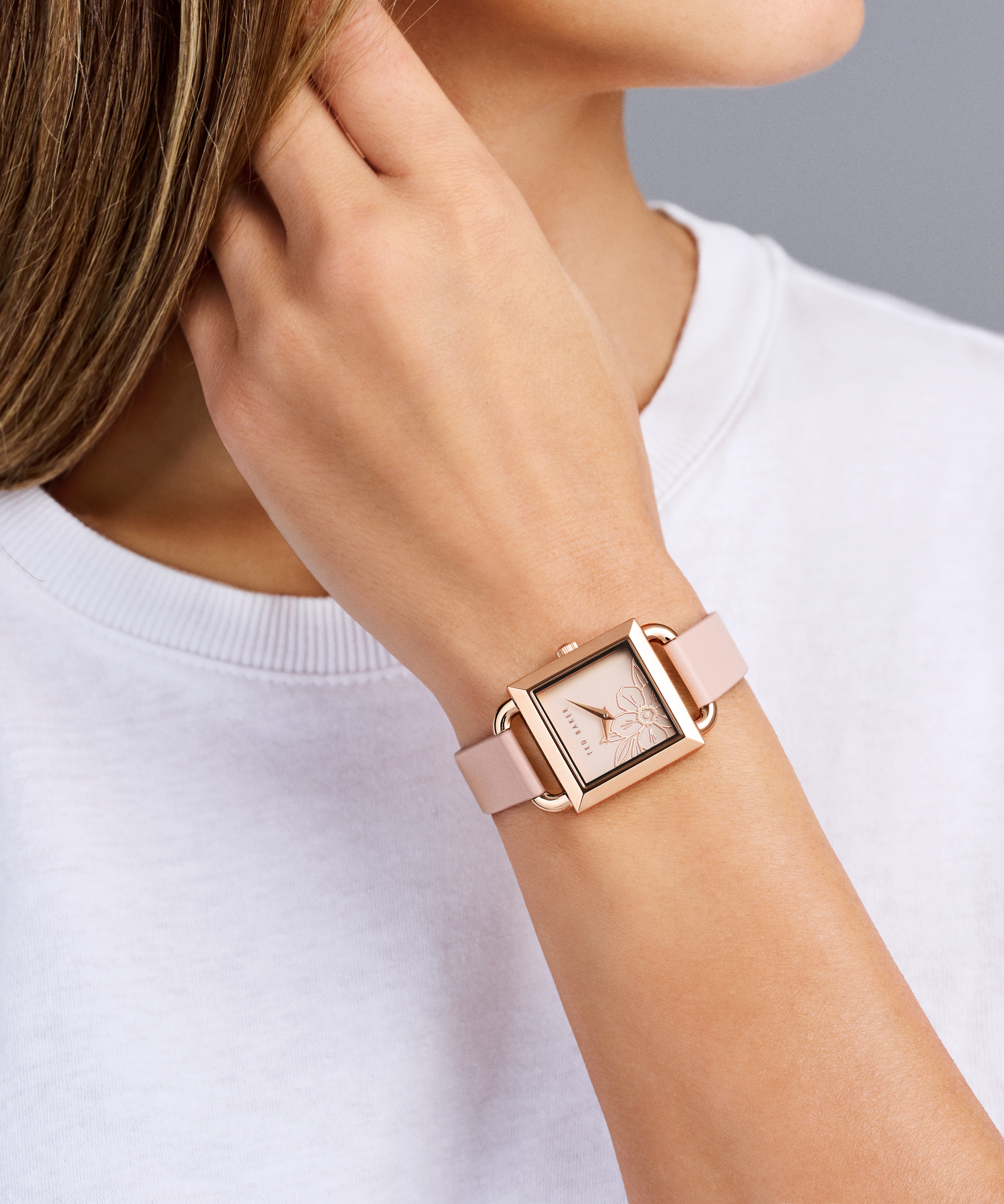 Đồng Hồ Nữ Taliah