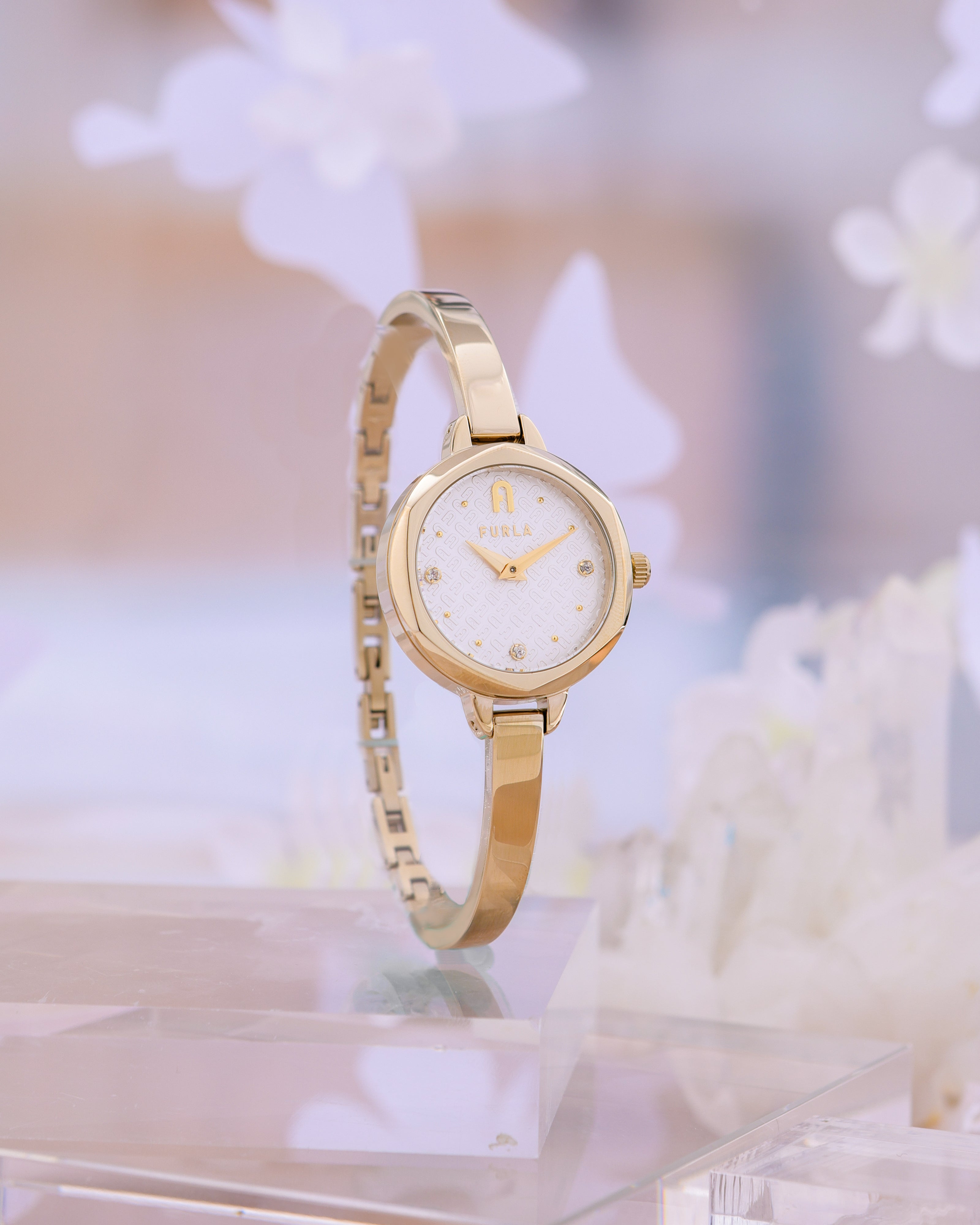 Đồng Hồ Nữ Petite Bangle