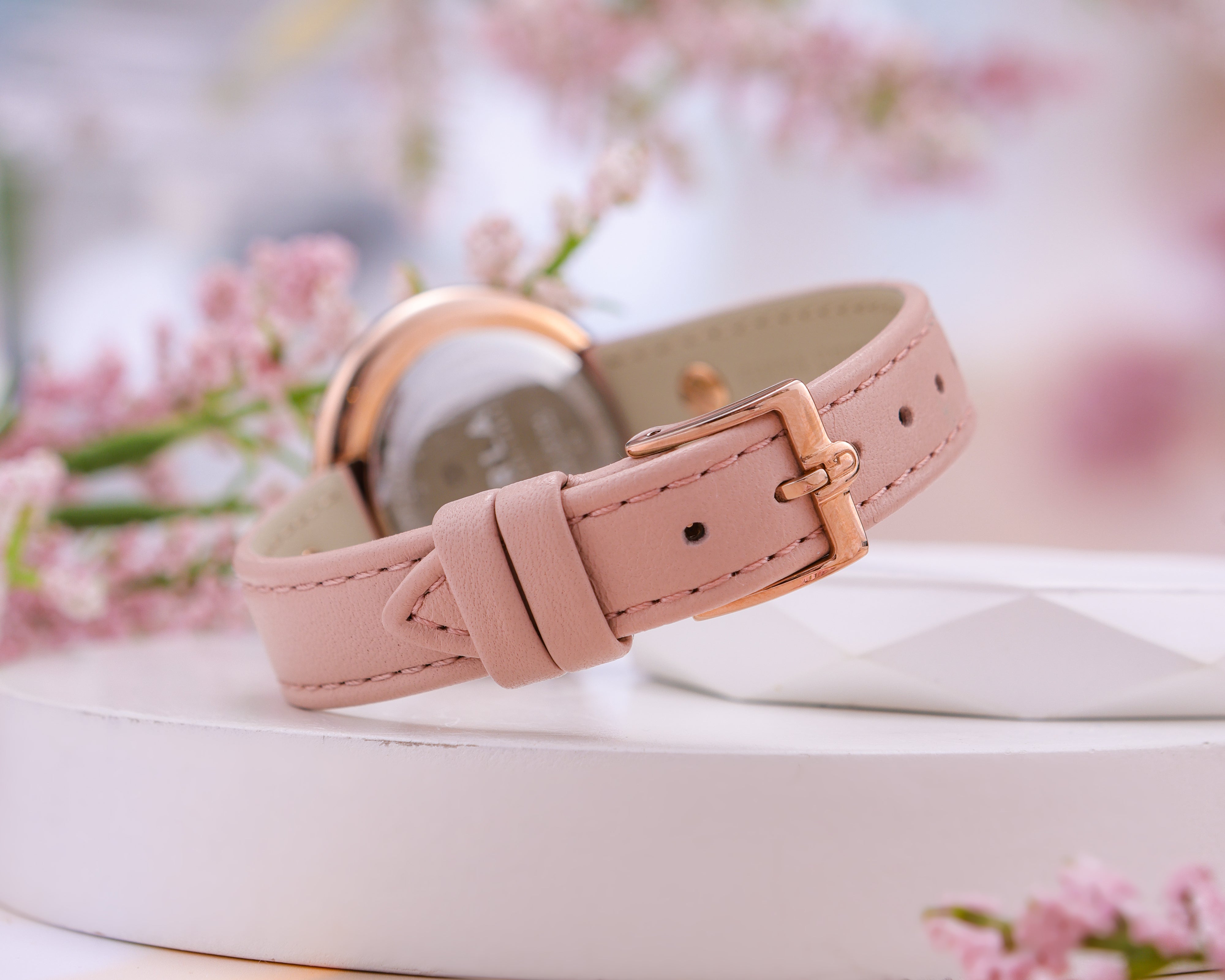 Đồng Hồ Nữ Icon Shape