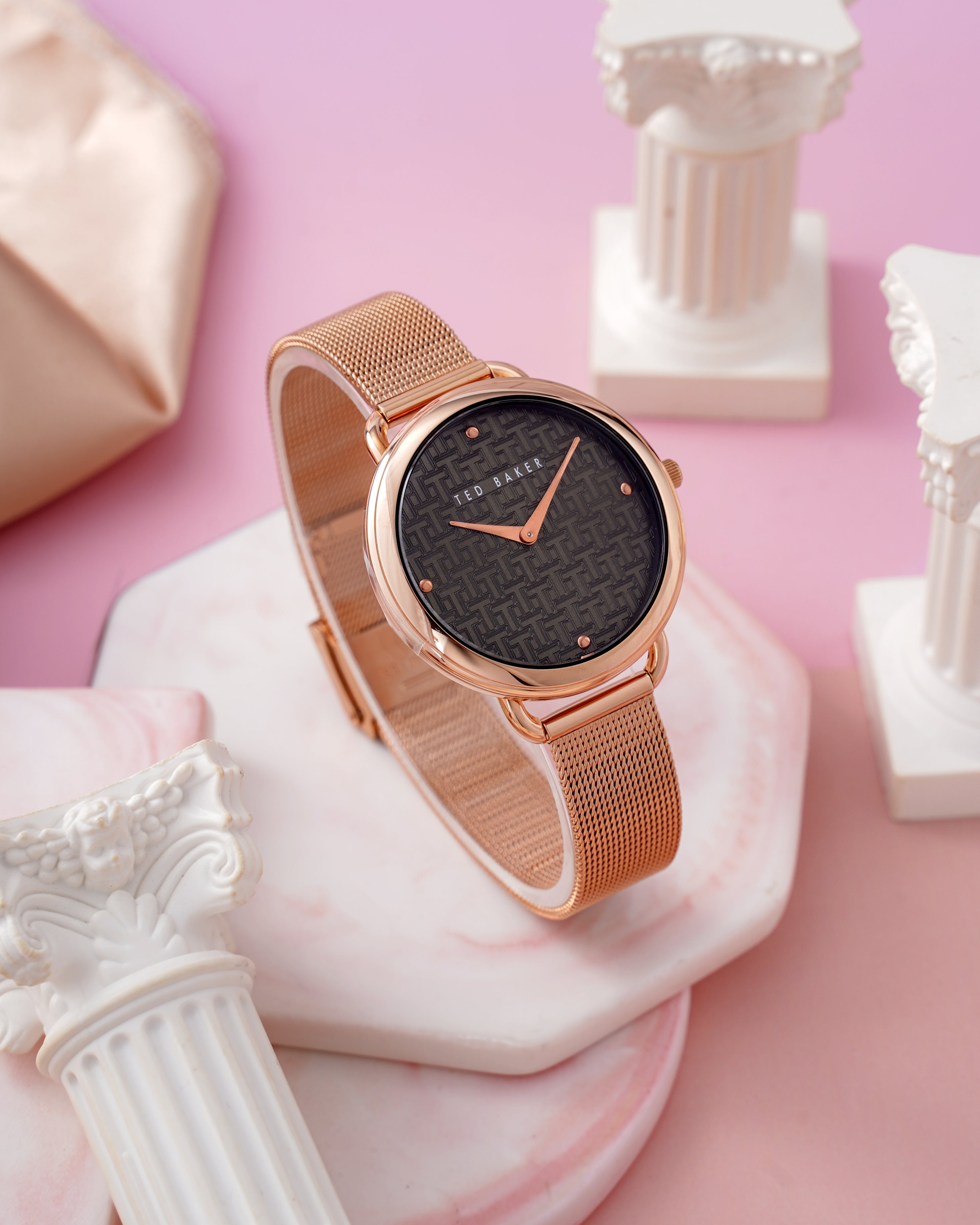 Đồng Hồ Nữ Hetttie