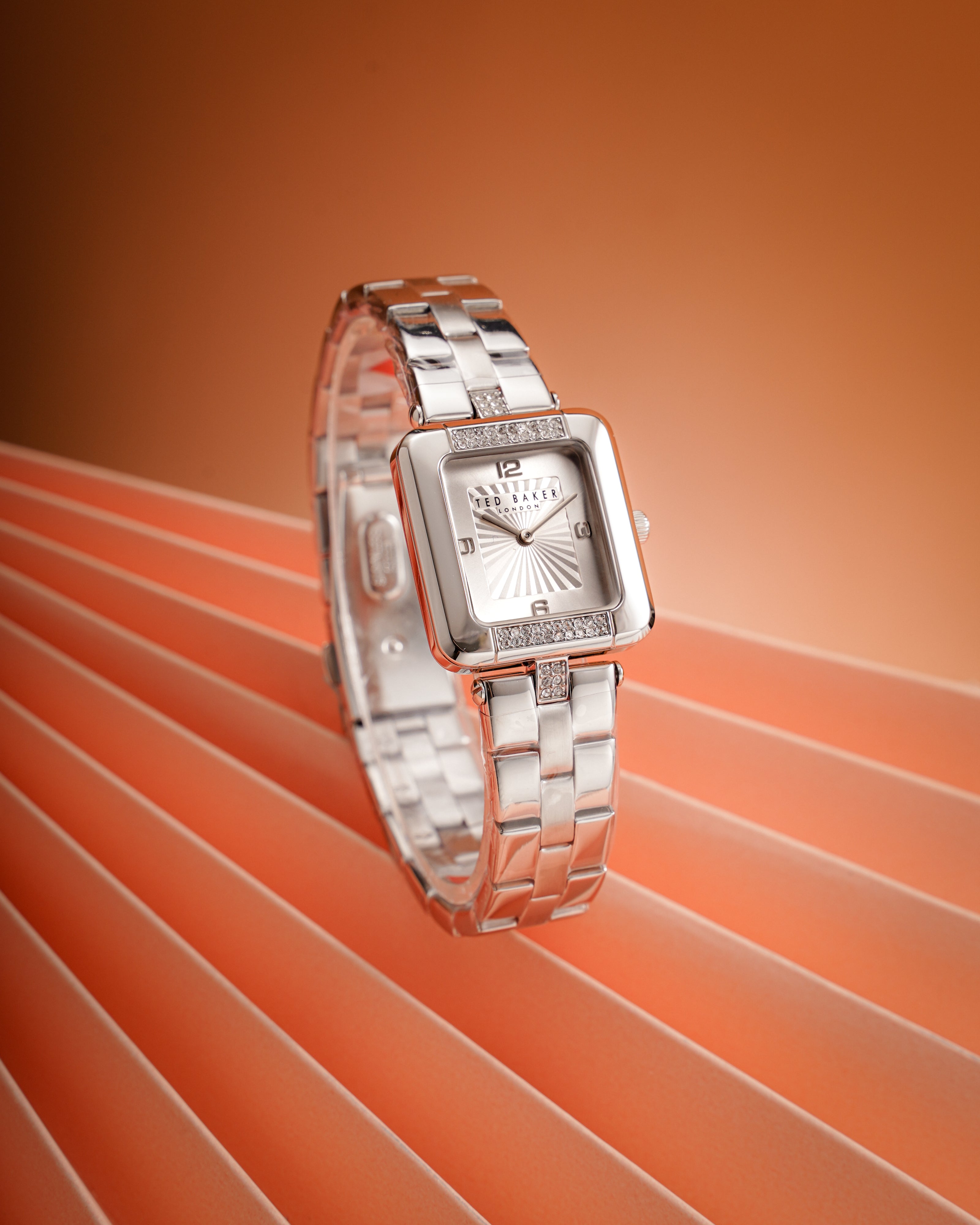 Đồng Hồ Nữ Mayse